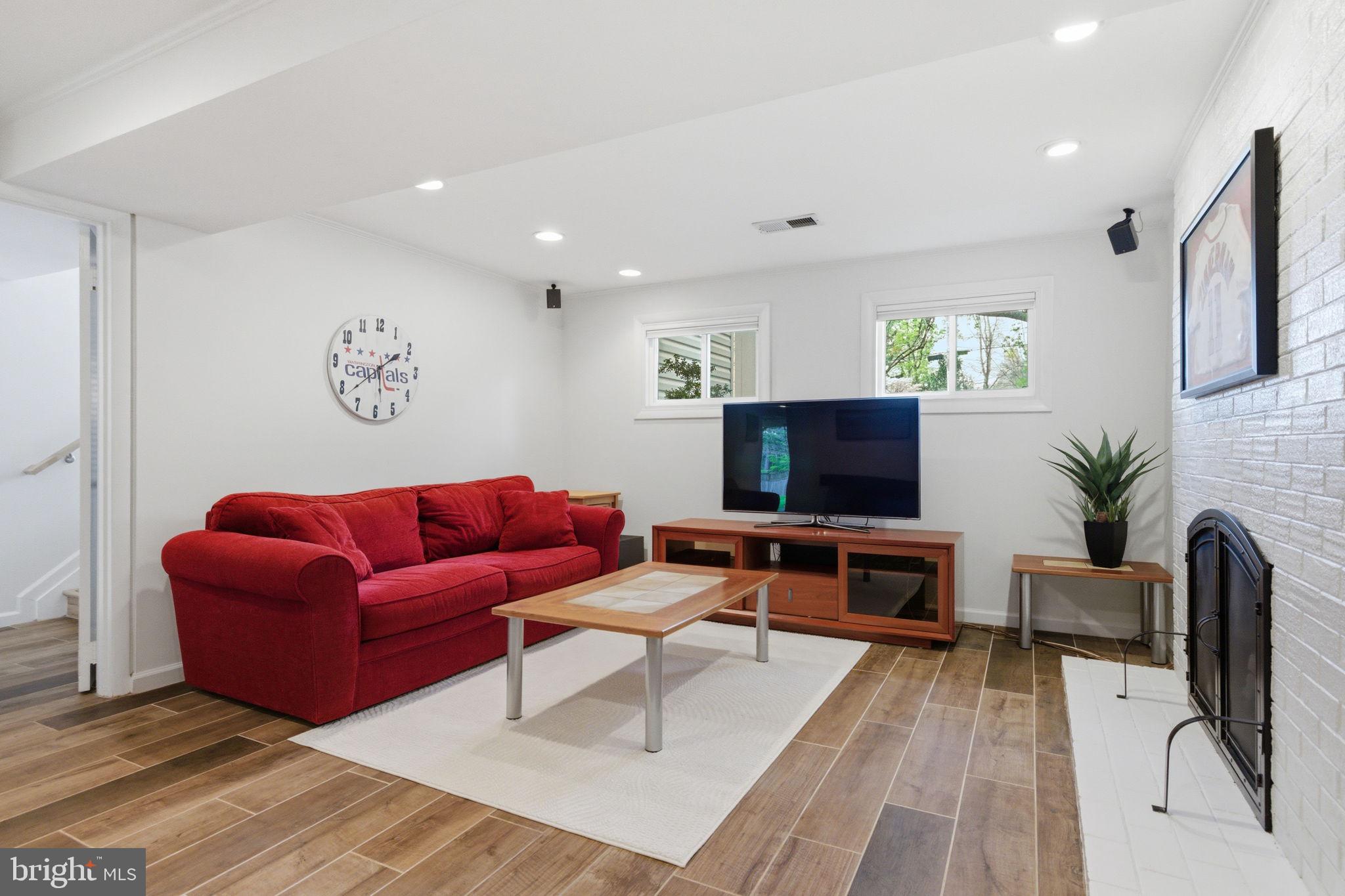 SPRINGBROOK FOREST - Residential