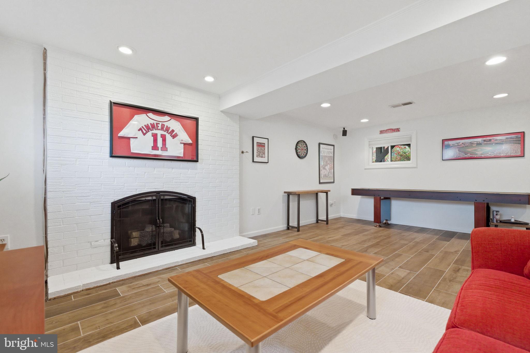 SPRINGBROOK FOREST - Residential