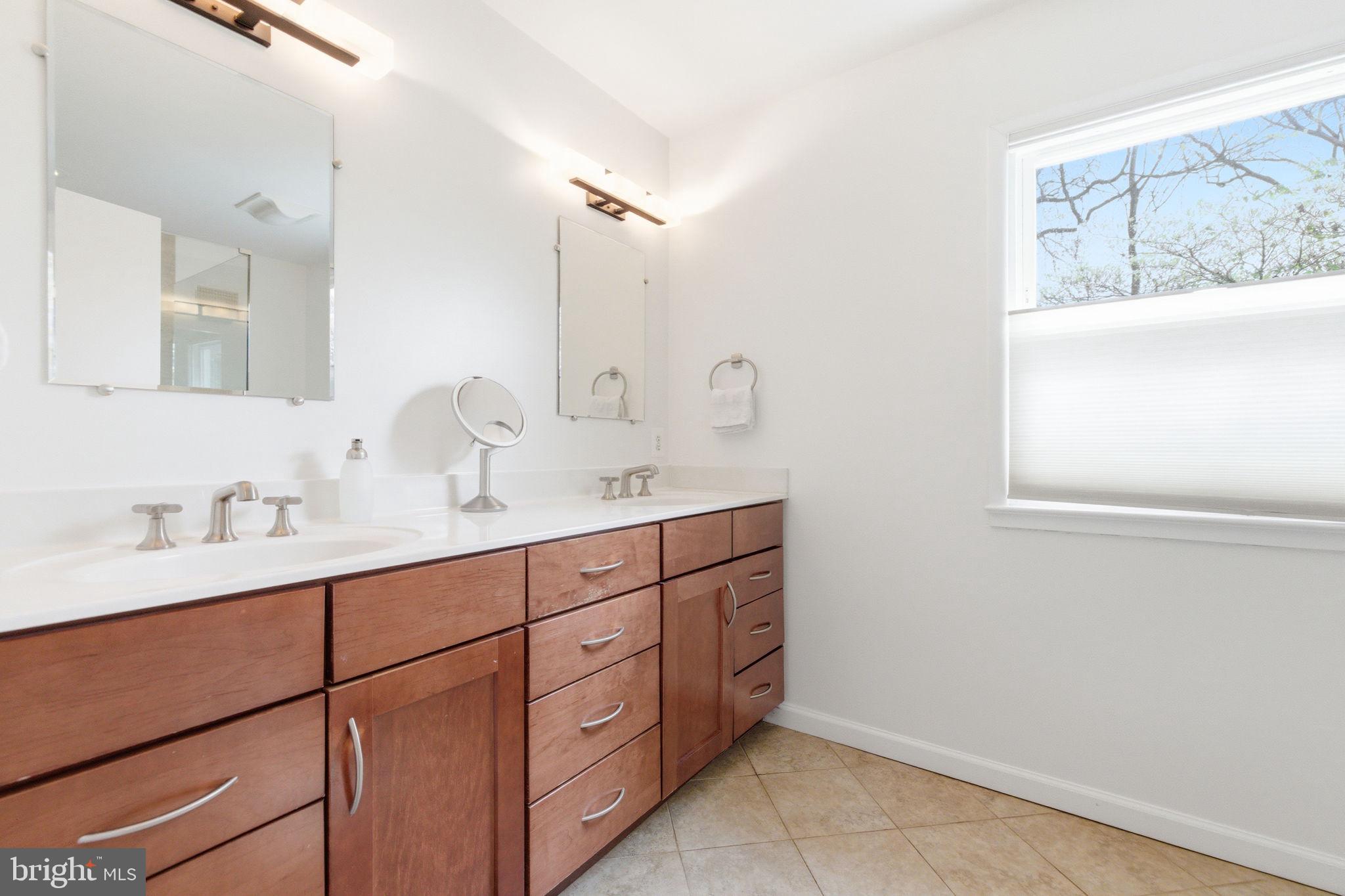 SPRINGBROOK FOREST - Residential