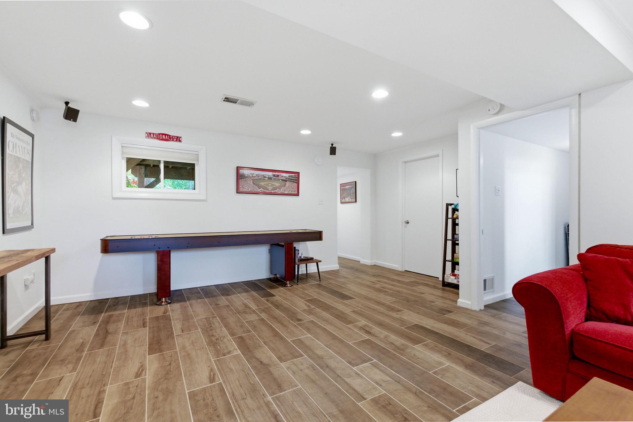 SPRINGBROOK FOREST - Residential