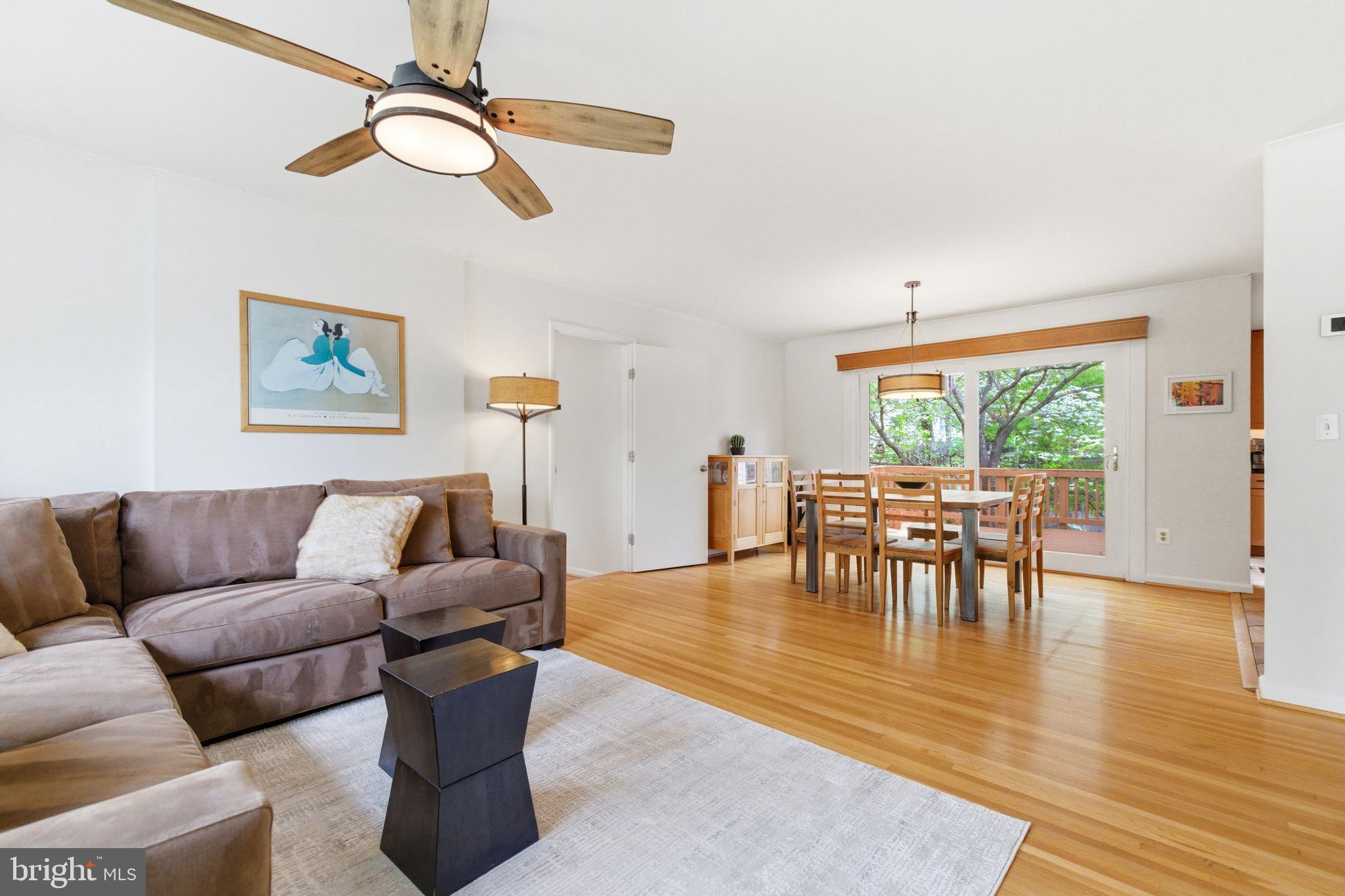 SPRINGBROOK FOREST - Residential