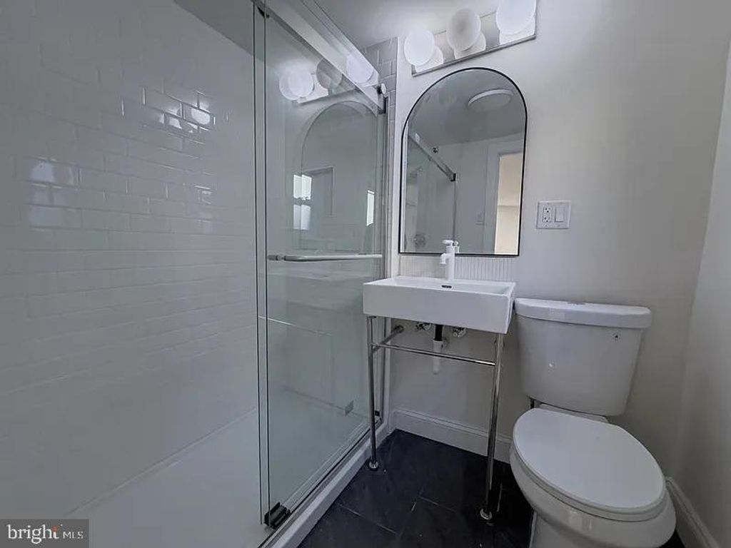 Photo of 2039 Green Street #UNIT 3R, PHILADELPHIA, PA 19130 (MLS # PAPH2576122)