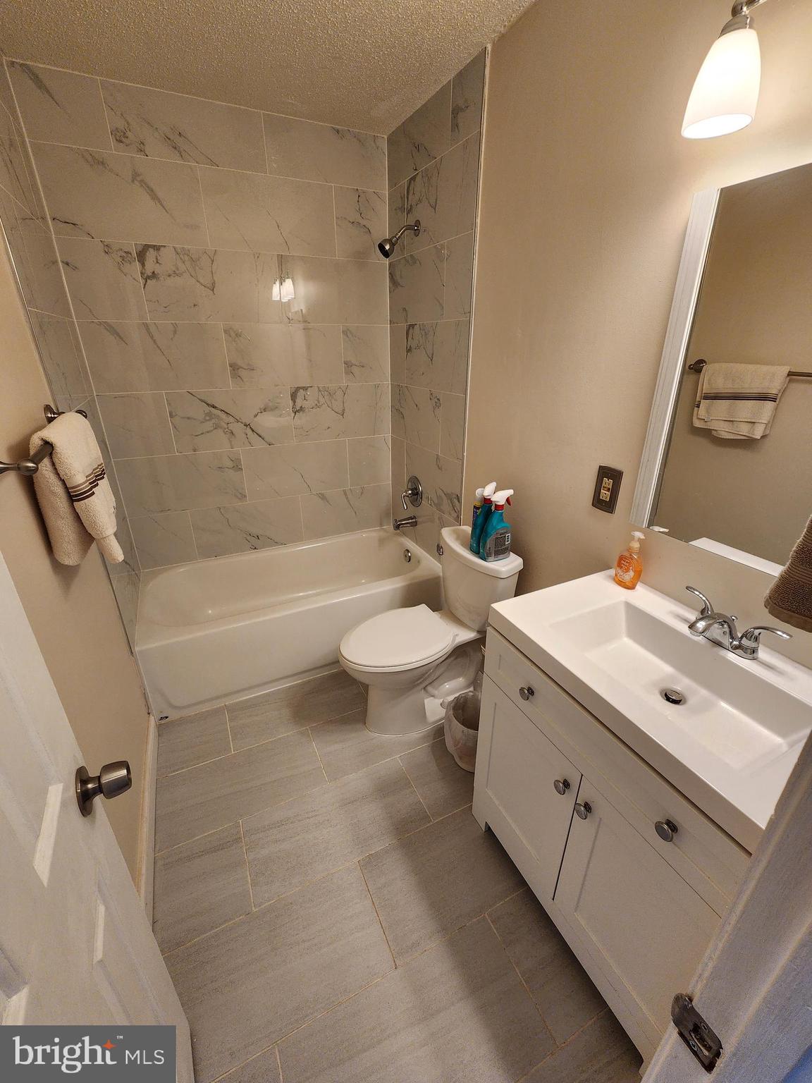 WILLOW BROOK - Residential