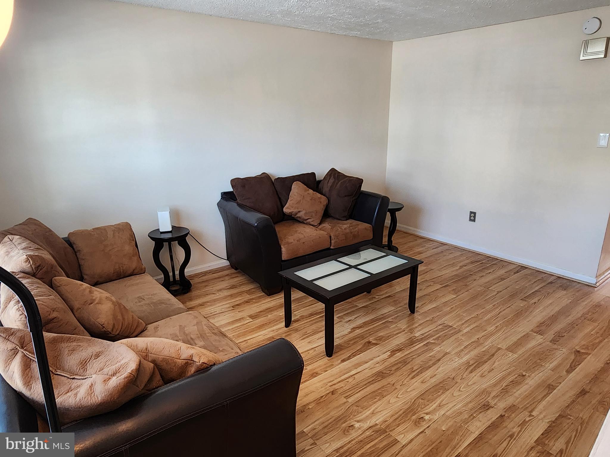 WILLOW BROOK - Residential