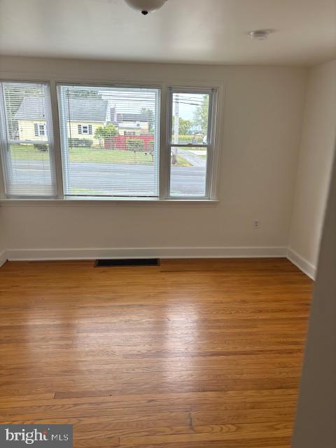 RONKS - Commercial Sale