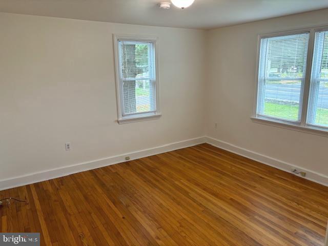 RONKS - Commercial Sale