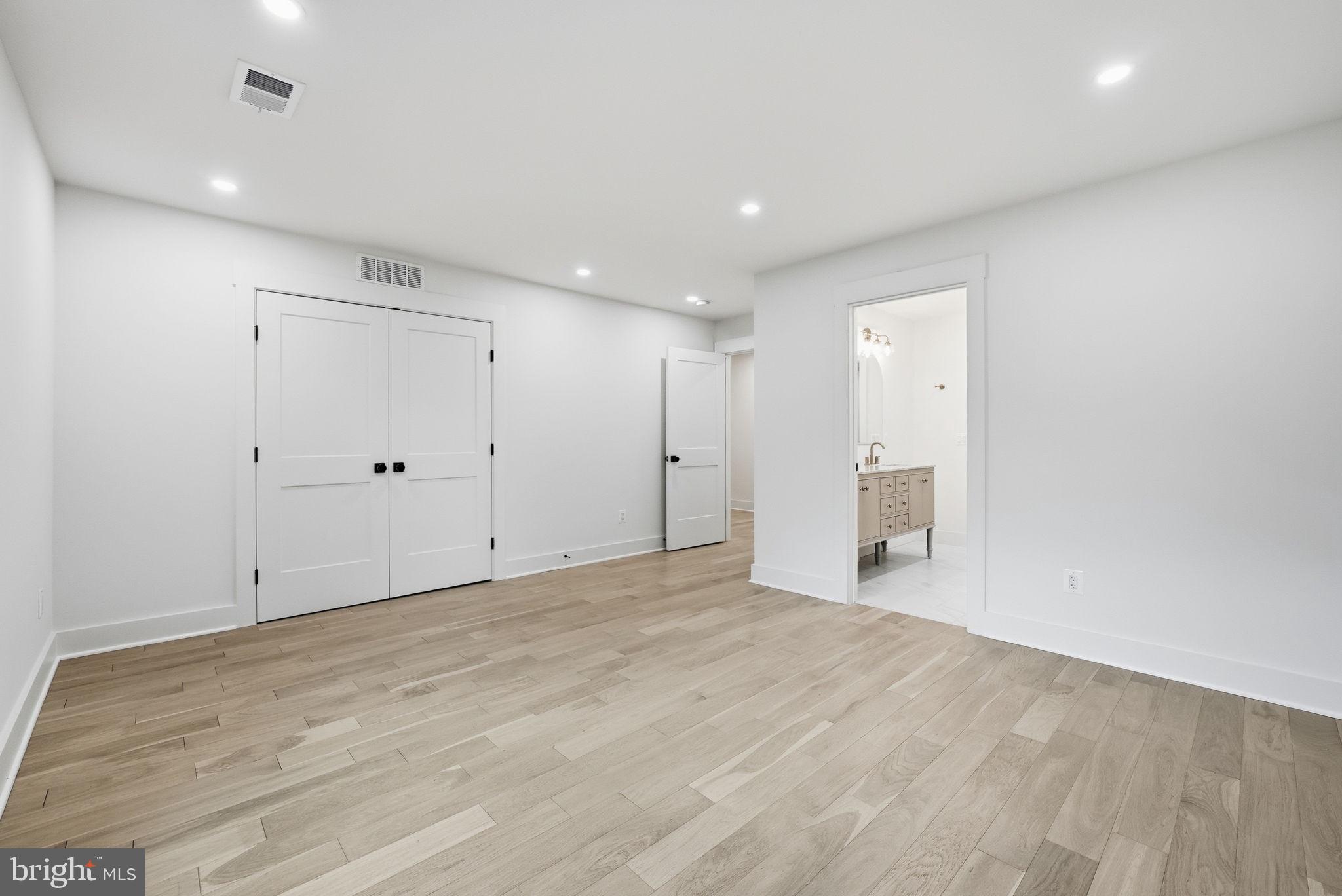 FAIRHILL ON THE BOULEVRD - Residential