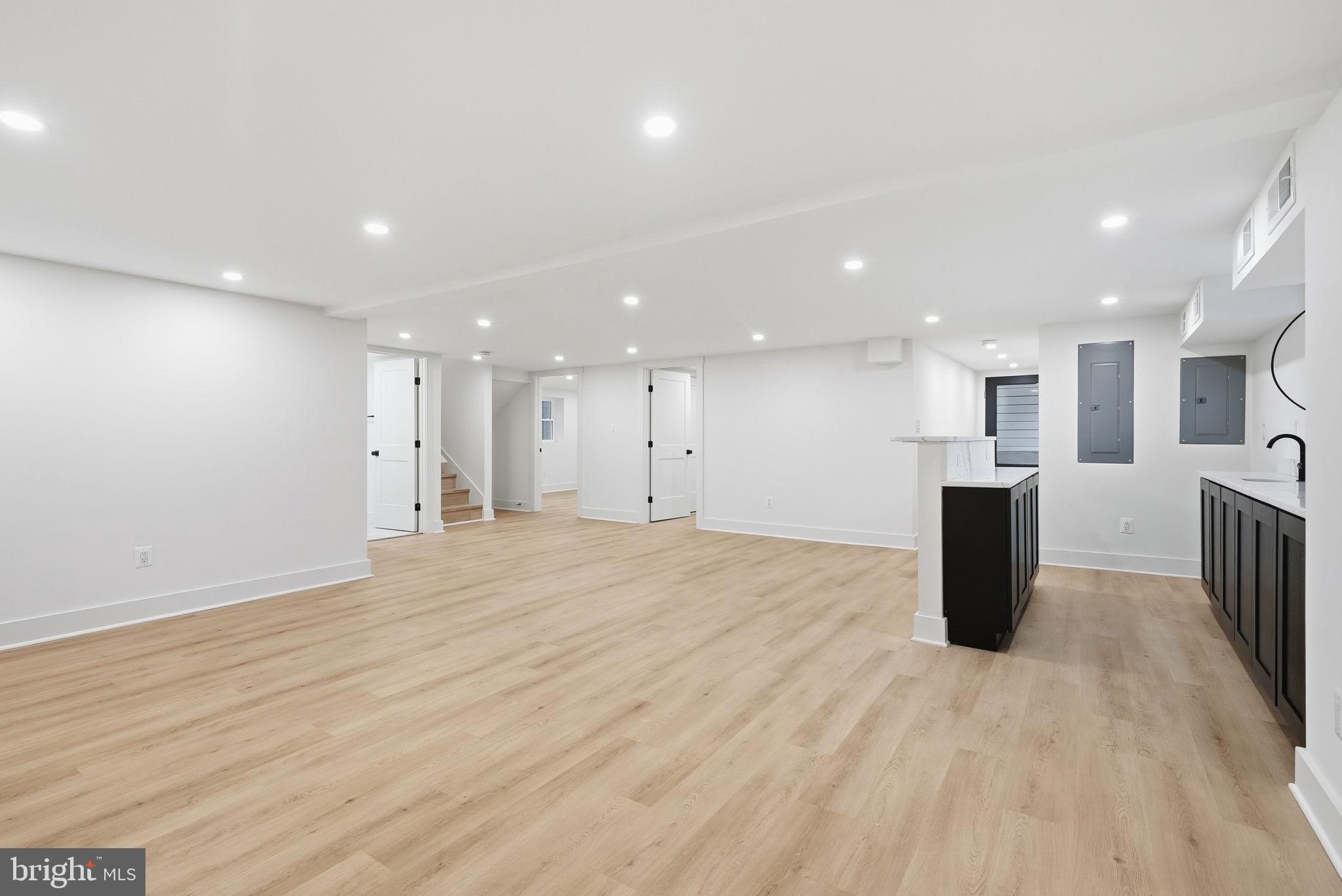 FAIRHILL ON THE BOULEVRD - Residential