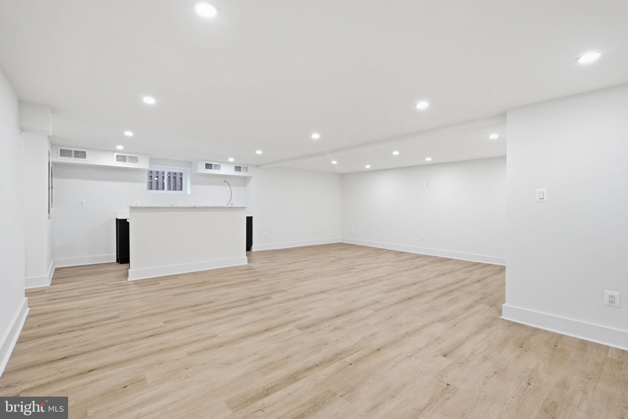 FAIRHILL ON THE BOULEVRD - Residential