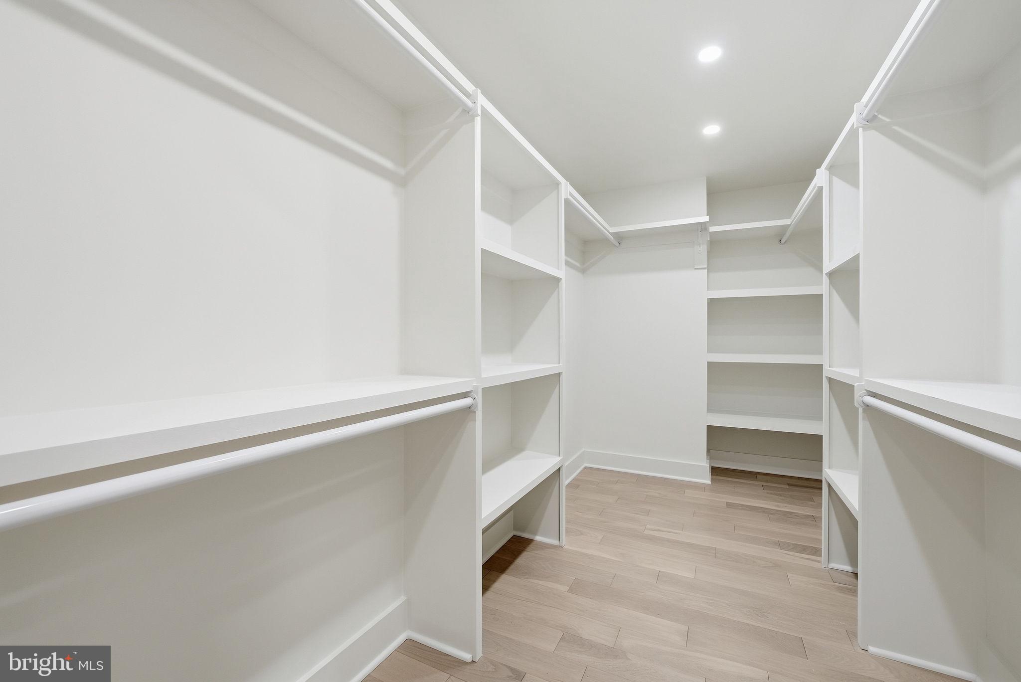 FAIRHILL ON THE BOULEVRD - Residential