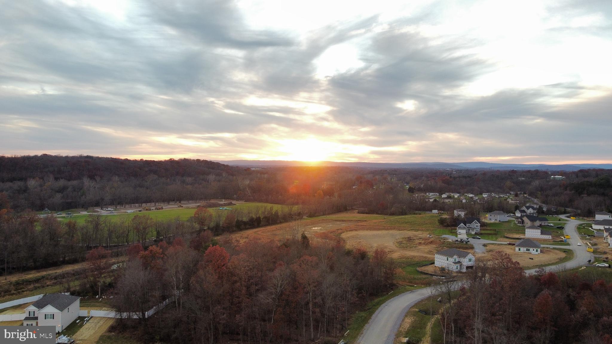 BROOKFIELD ON THE POTOMAC - Residential