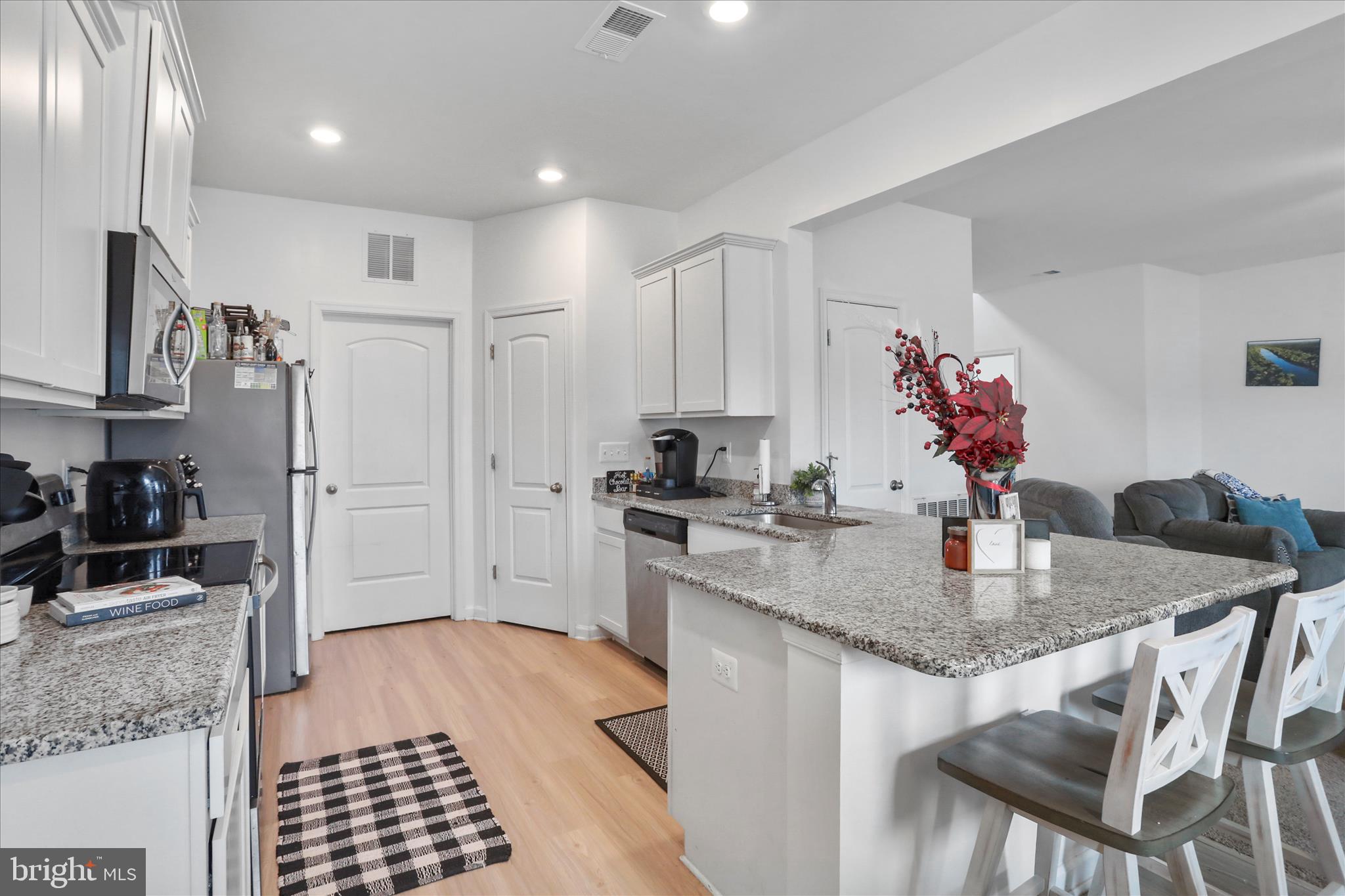 BROOKFIELD ON THE POTOMAC - Residential