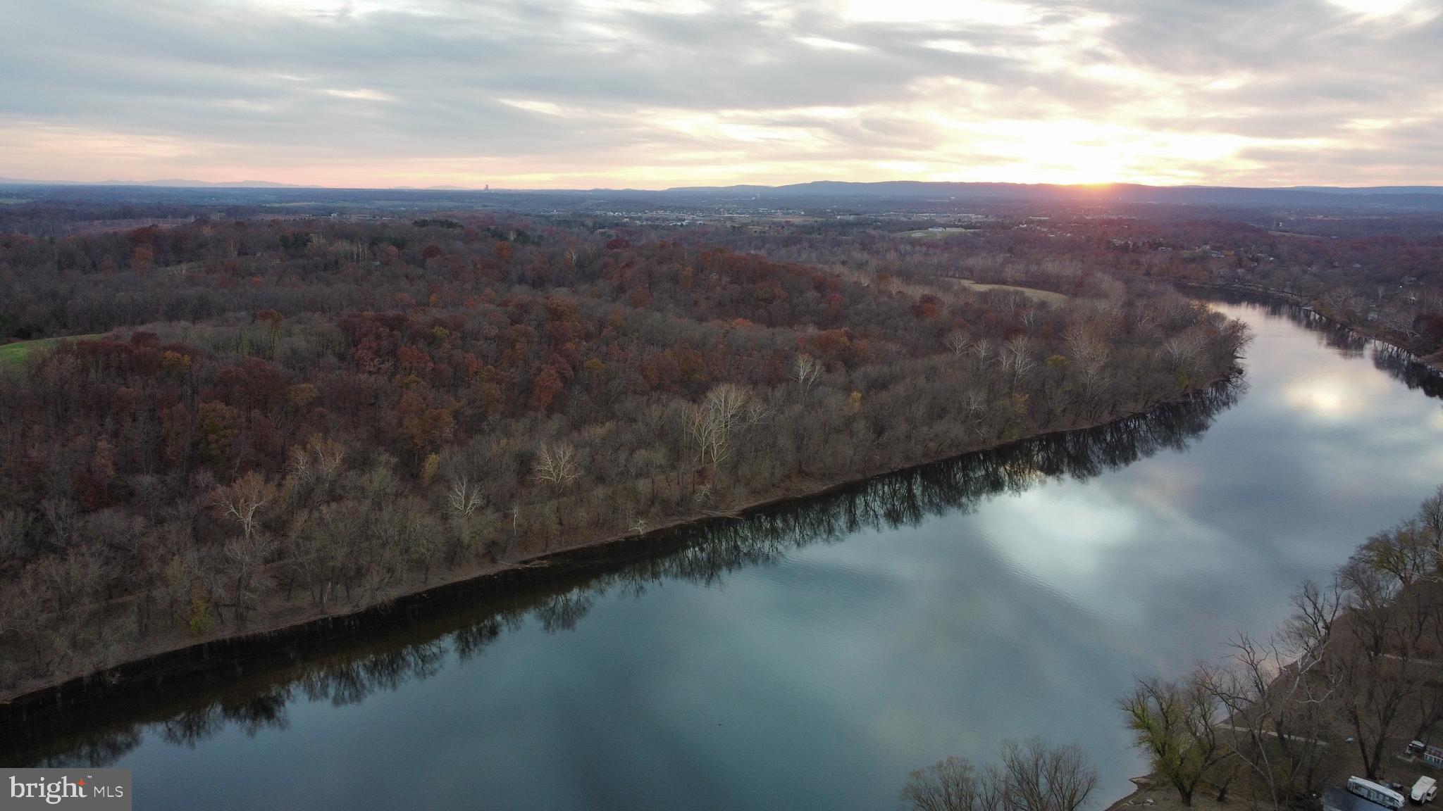 BROOKFIELD ON THE POTOMAC - Residential