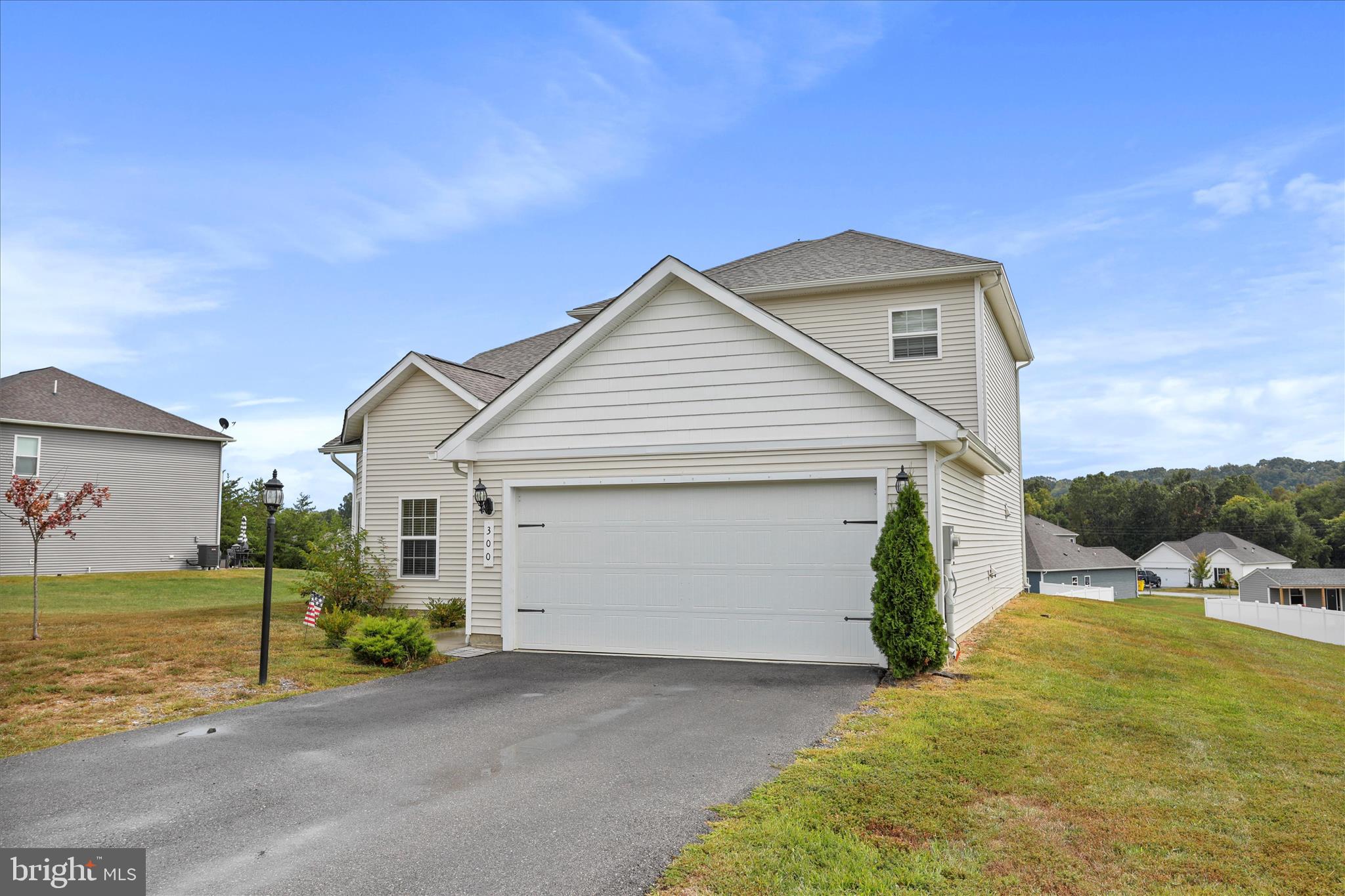 BROOKFIELD ON THE POTOMAC - Residential