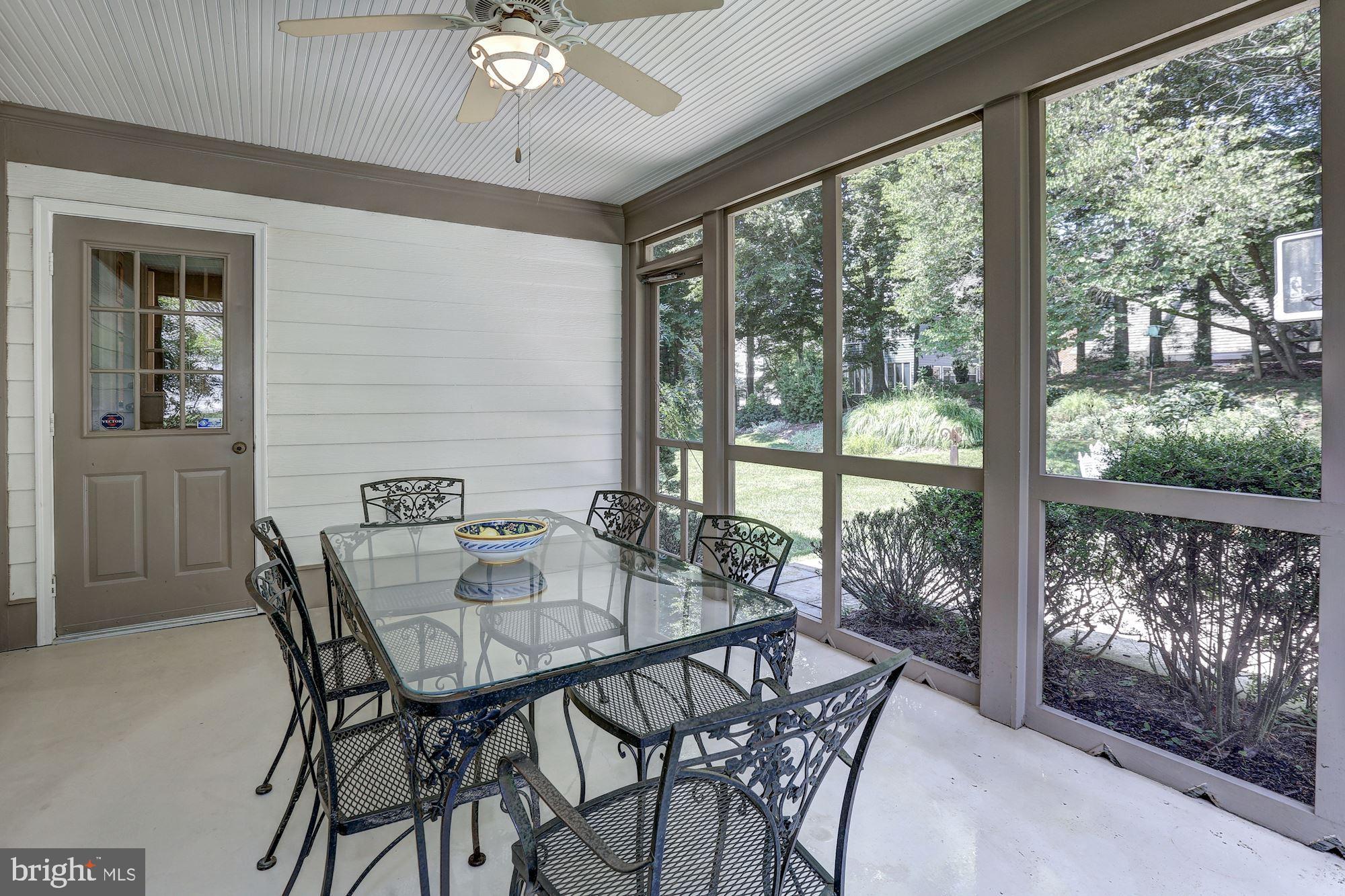 RIVER FALLS - Residential