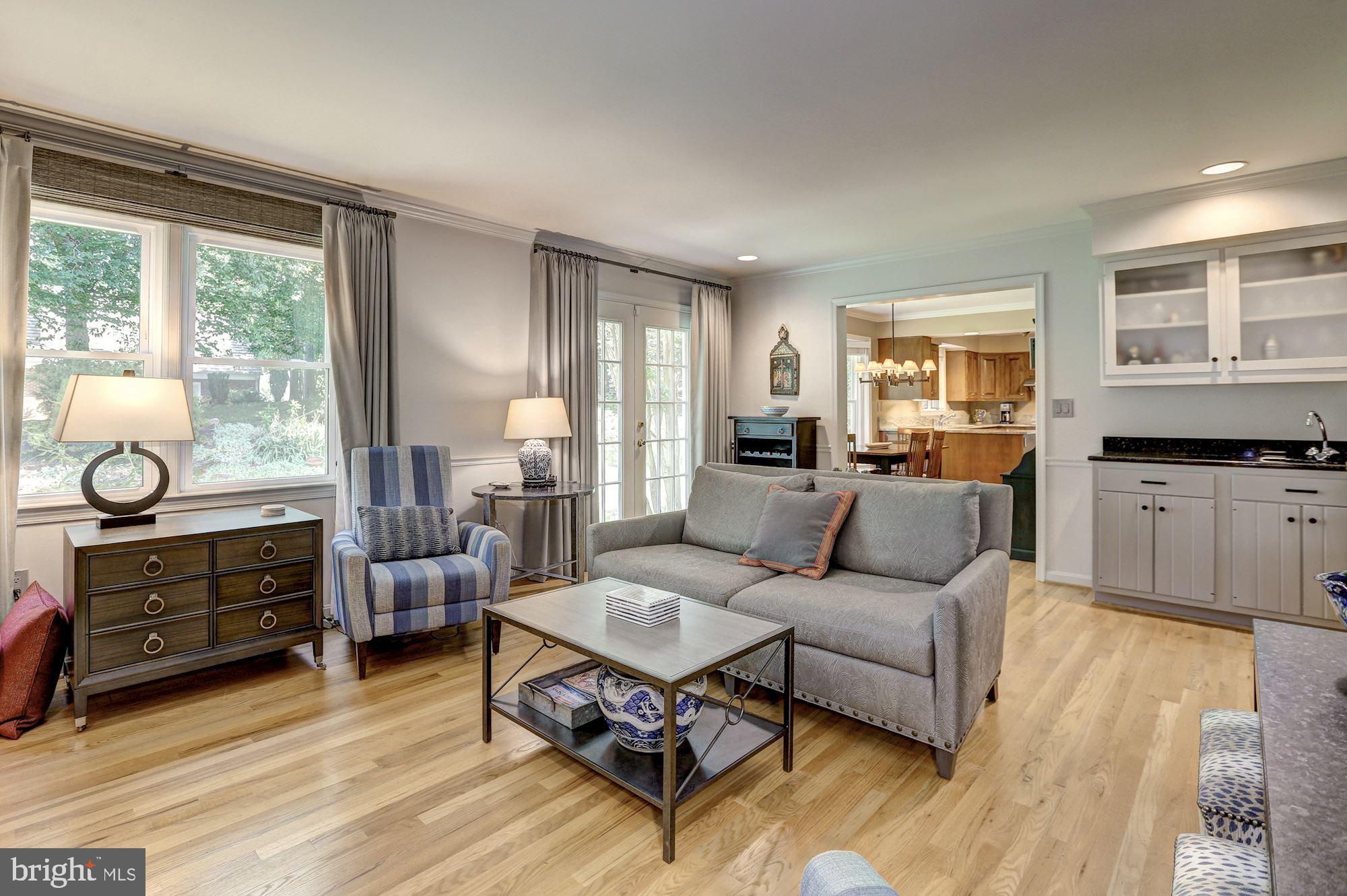 RIVER FALLS - Residential