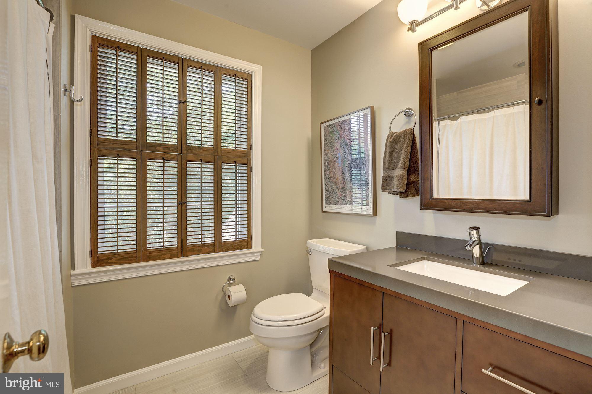 RIVER FALLS - Residential