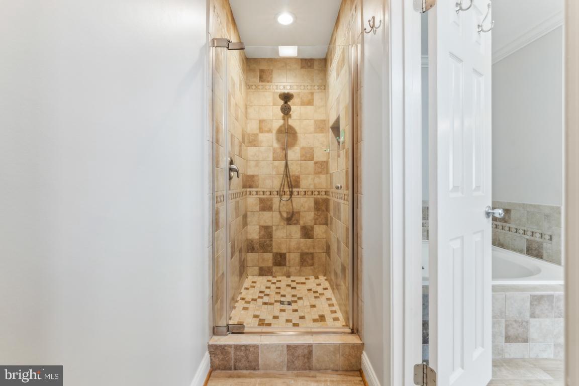 GREEN TRAILS - Residential