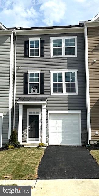 MARTINSBURG STATION - Residential