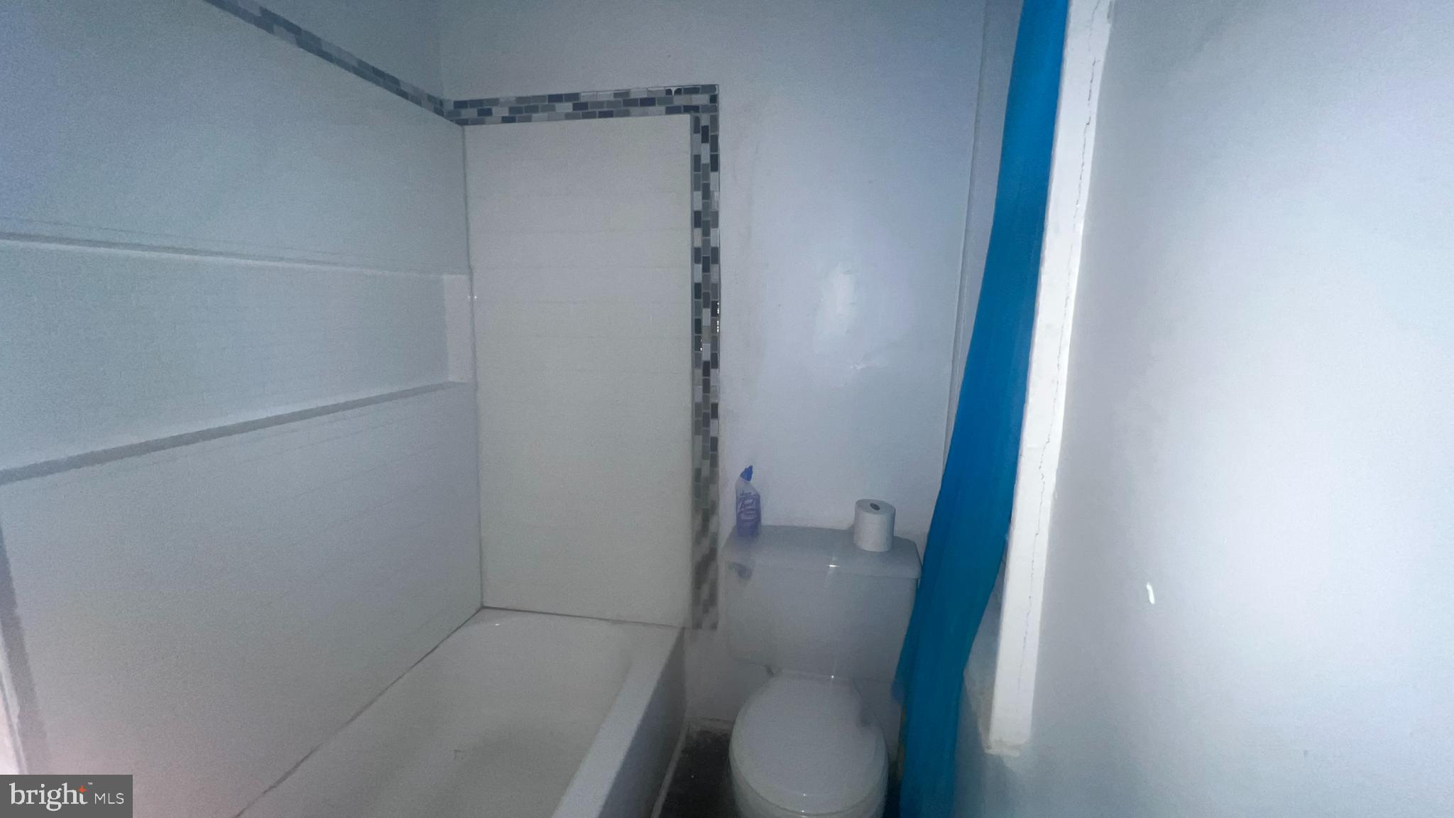 FAIRMOUNT - Residential