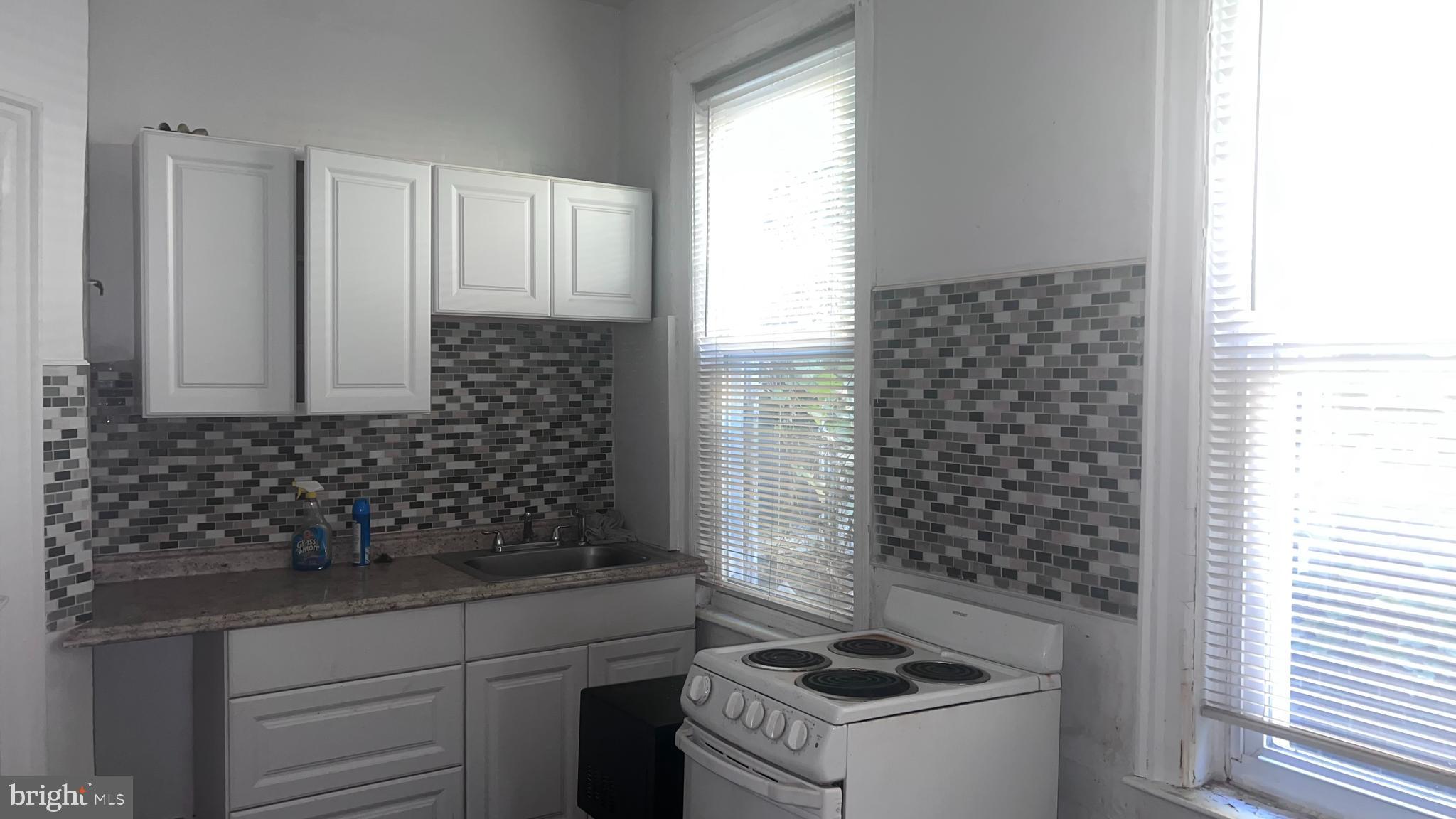 FAIRMOUNT - Residential