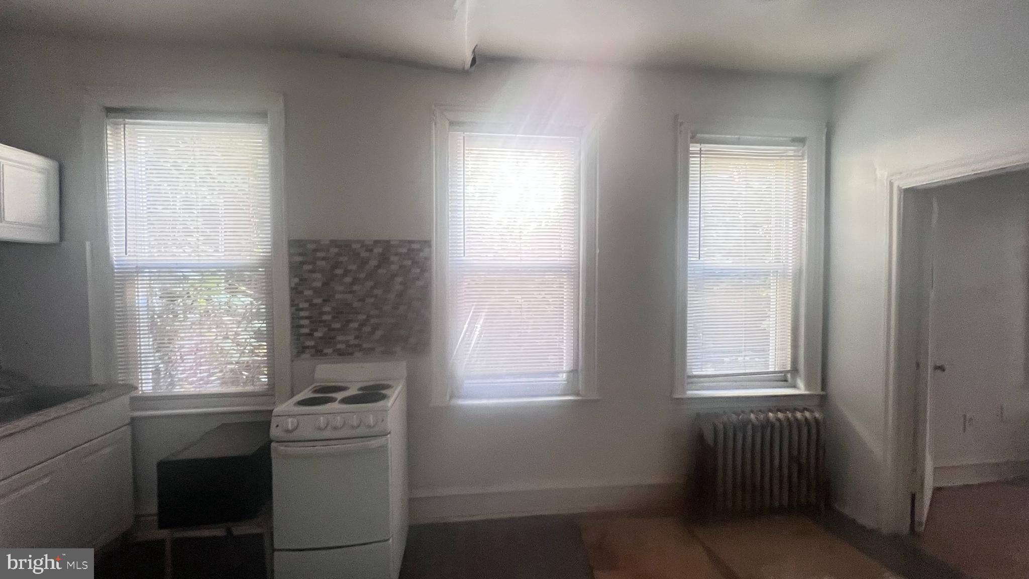 FAIRMOUNT - Residential