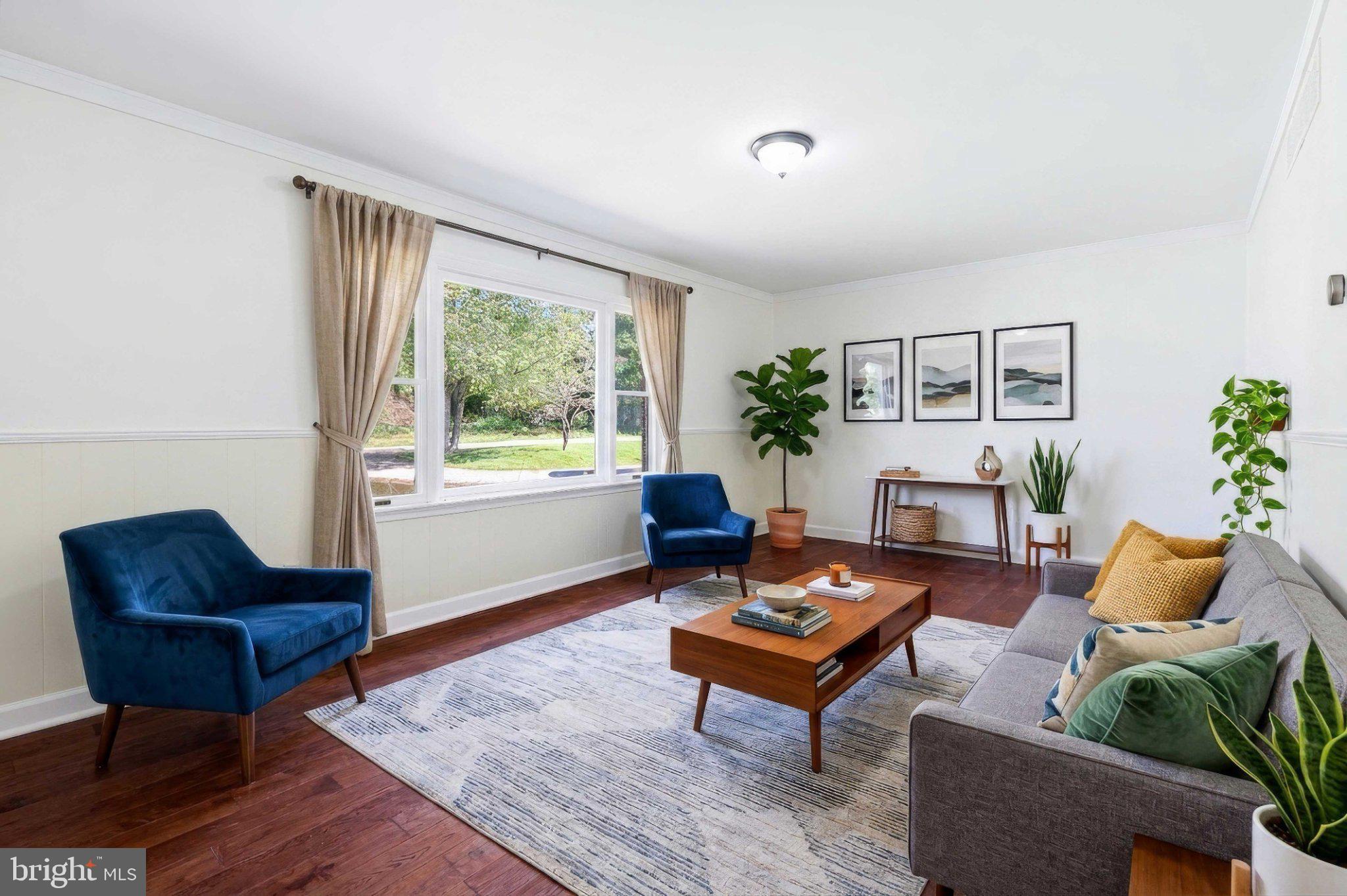 367 STRAWBERRY ROAD