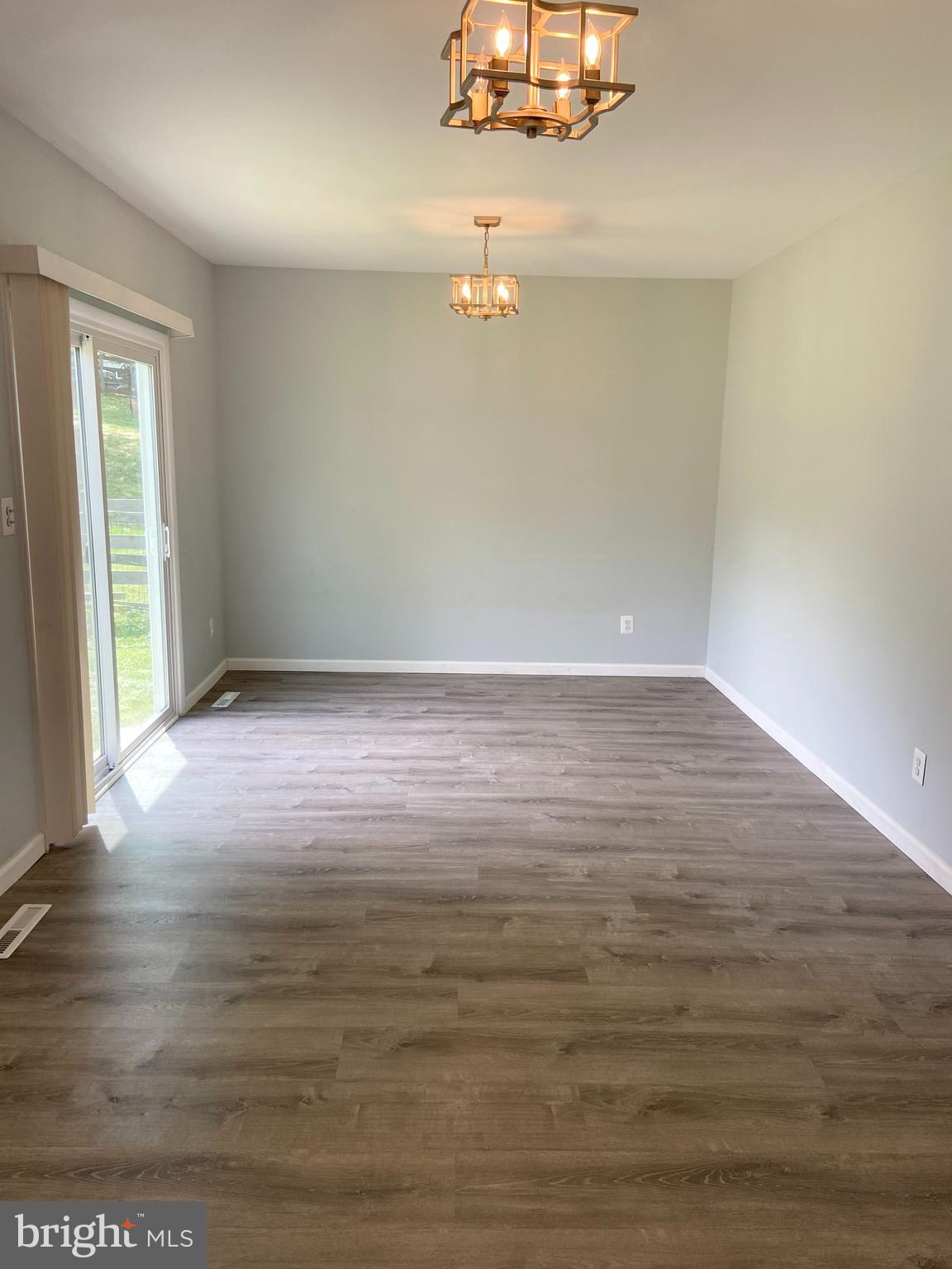 FAULKNER RIDGE - Residential