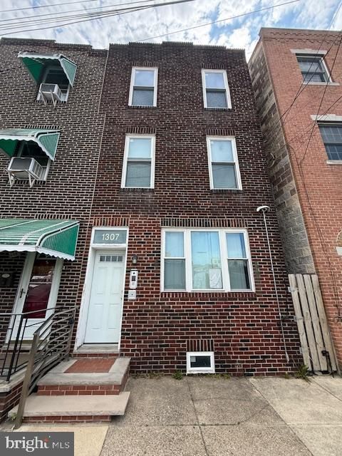 1307 E MOYAMENSING AVENUE PHILADELPHIA PA 19147