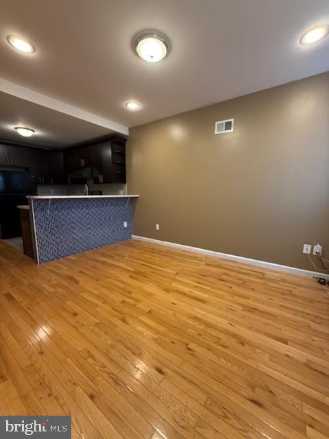 1307 E MOYAMENSING AVENUE