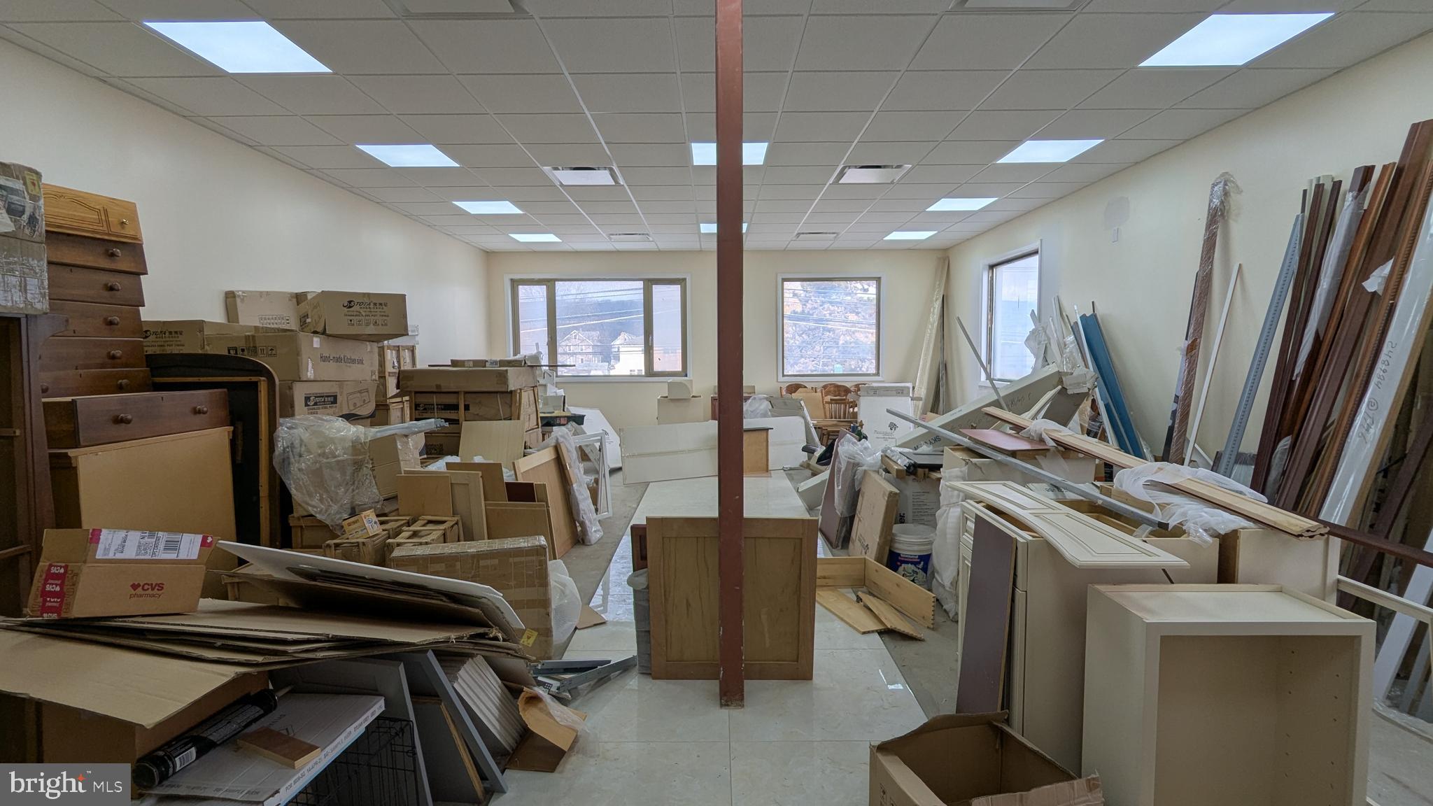 454-460 W UNION AVENUE