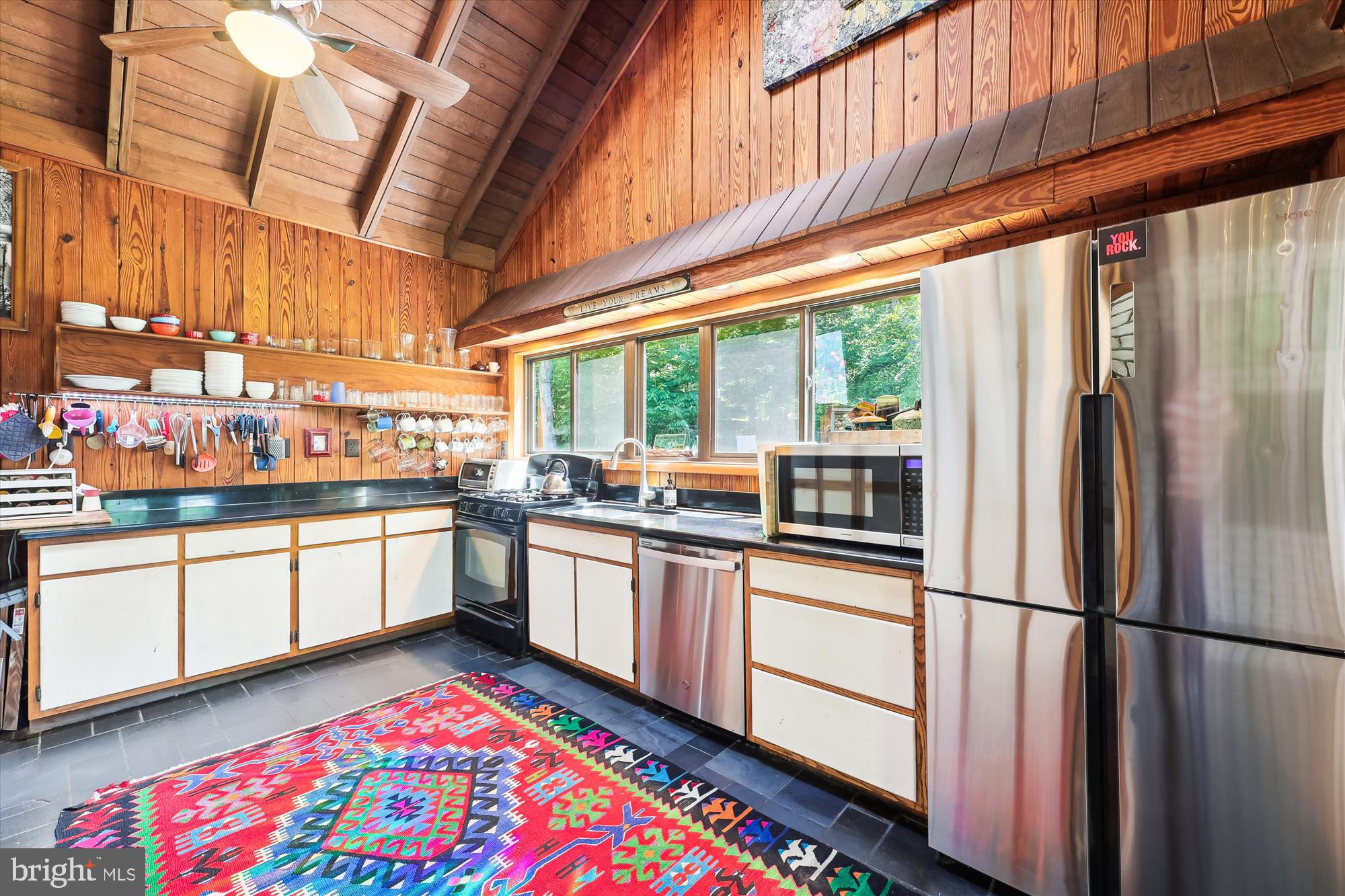 1290 OLD LANDING ROAD