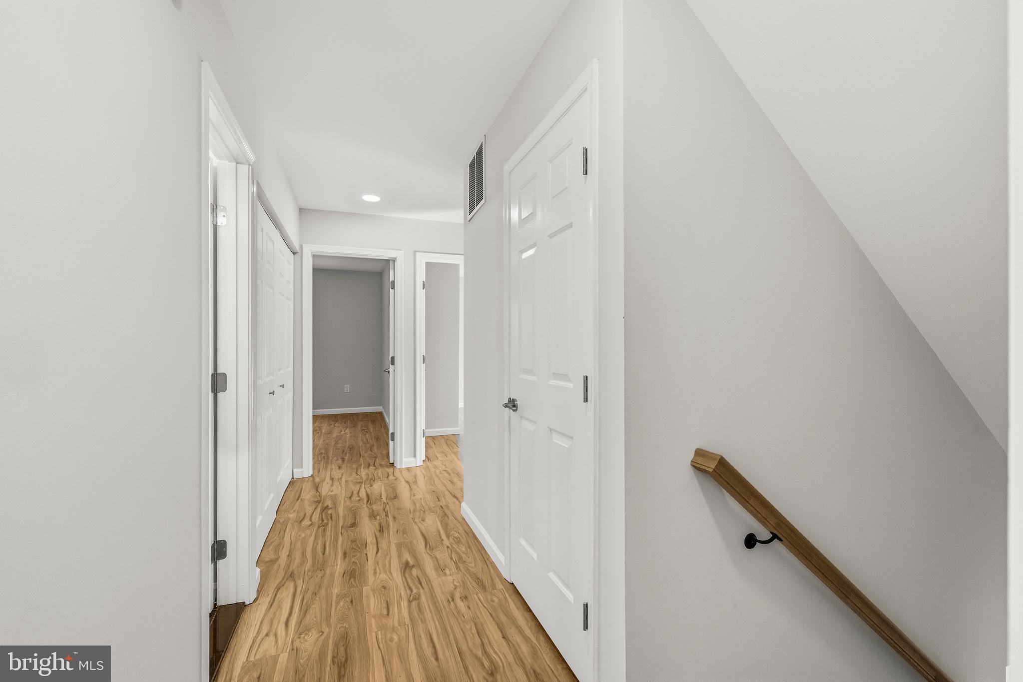 MOSBY WOODS - Residential