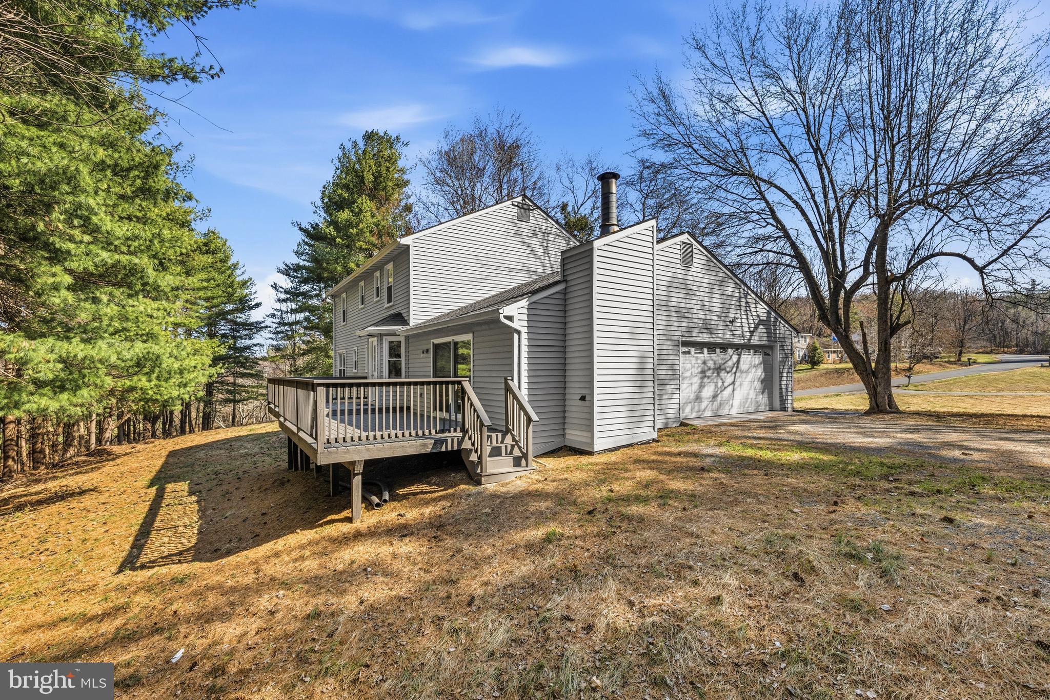 MOSBY WOODS - Residential