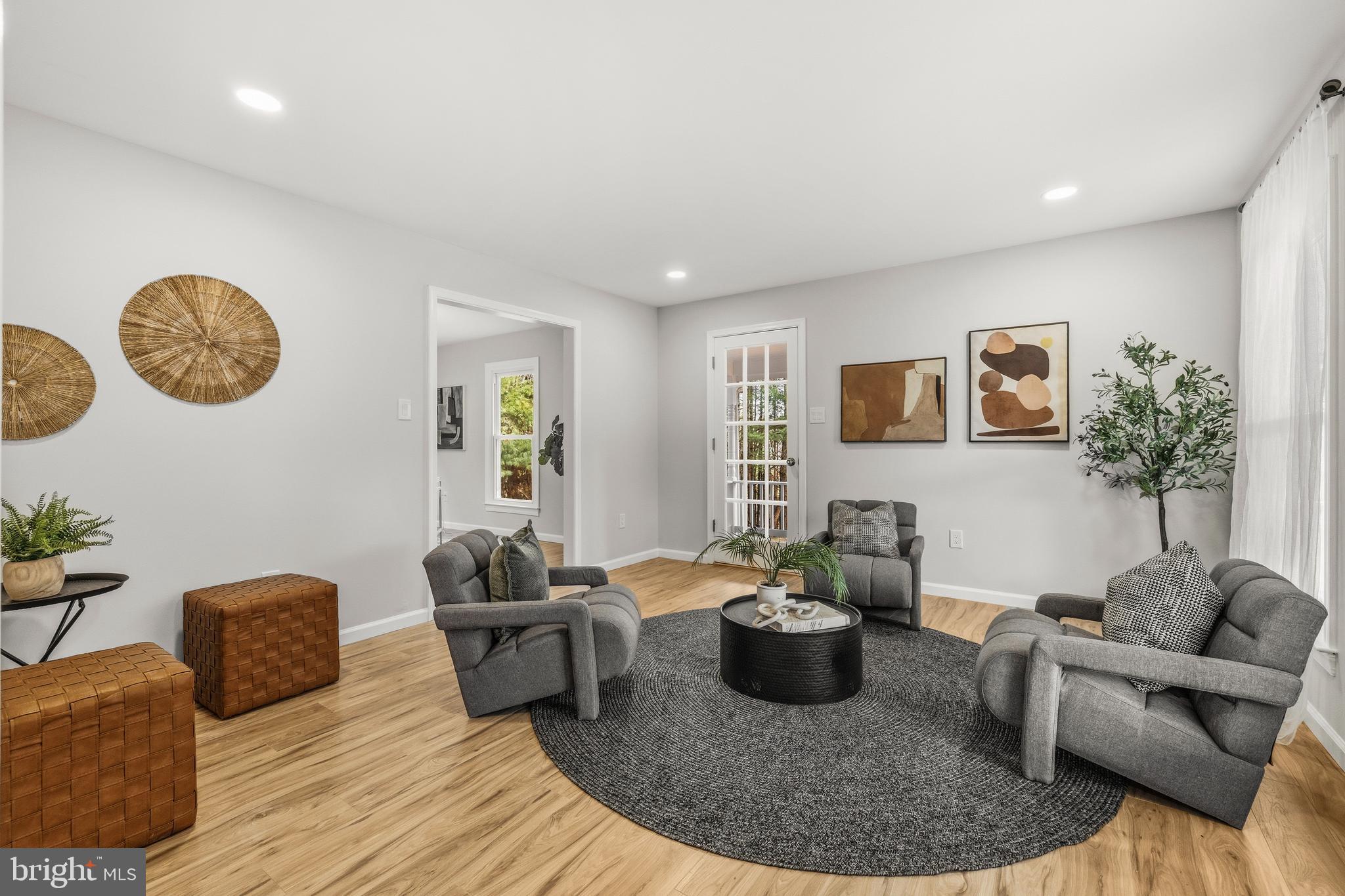 MOSBY WOODS - Residential