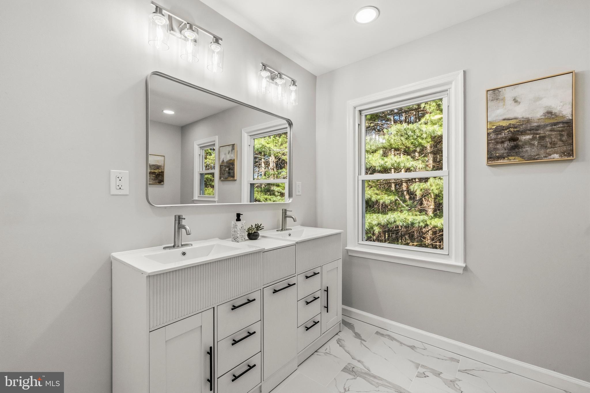 MOSBY WOODS - Residential