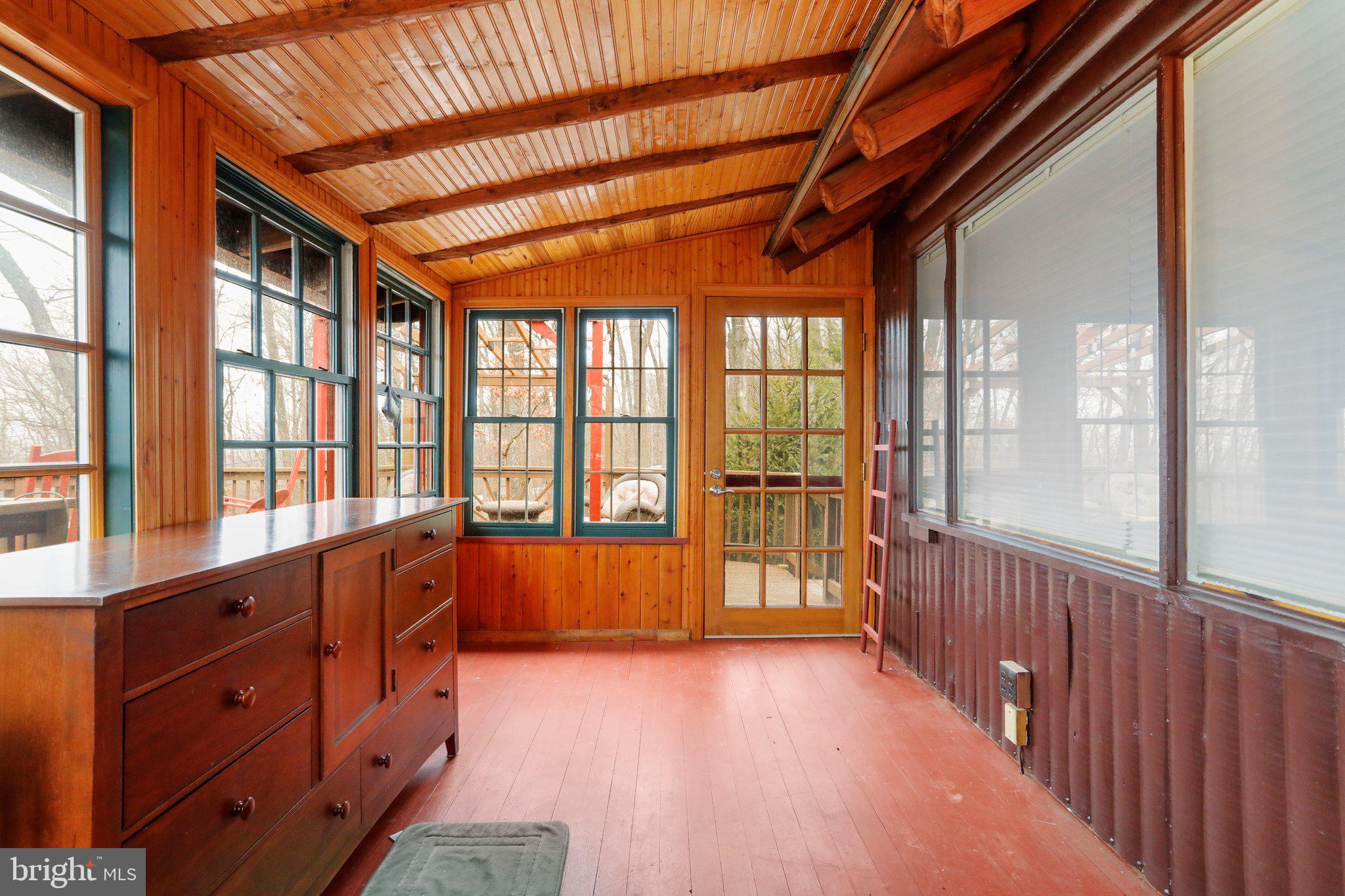 SHANNONDALE - Residential