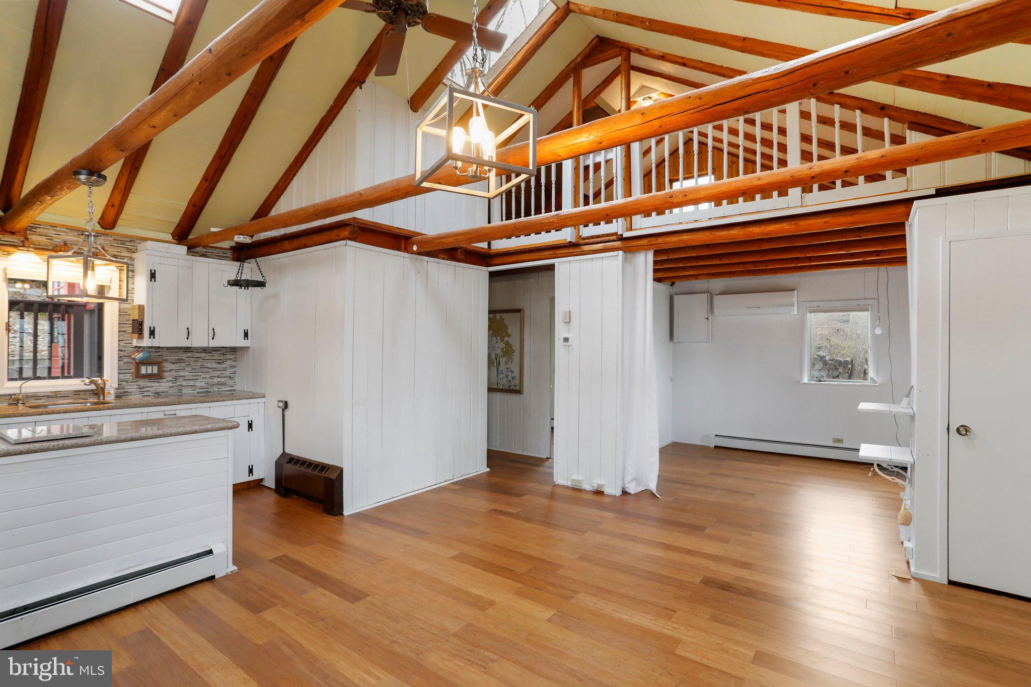 SHANNONDALE - Residential