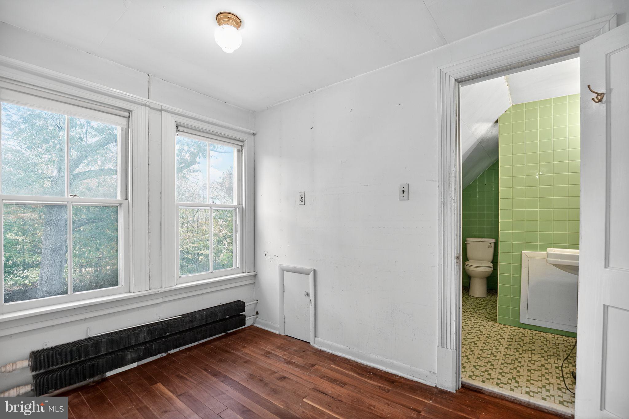 BUMPY KNOLLS - Residential