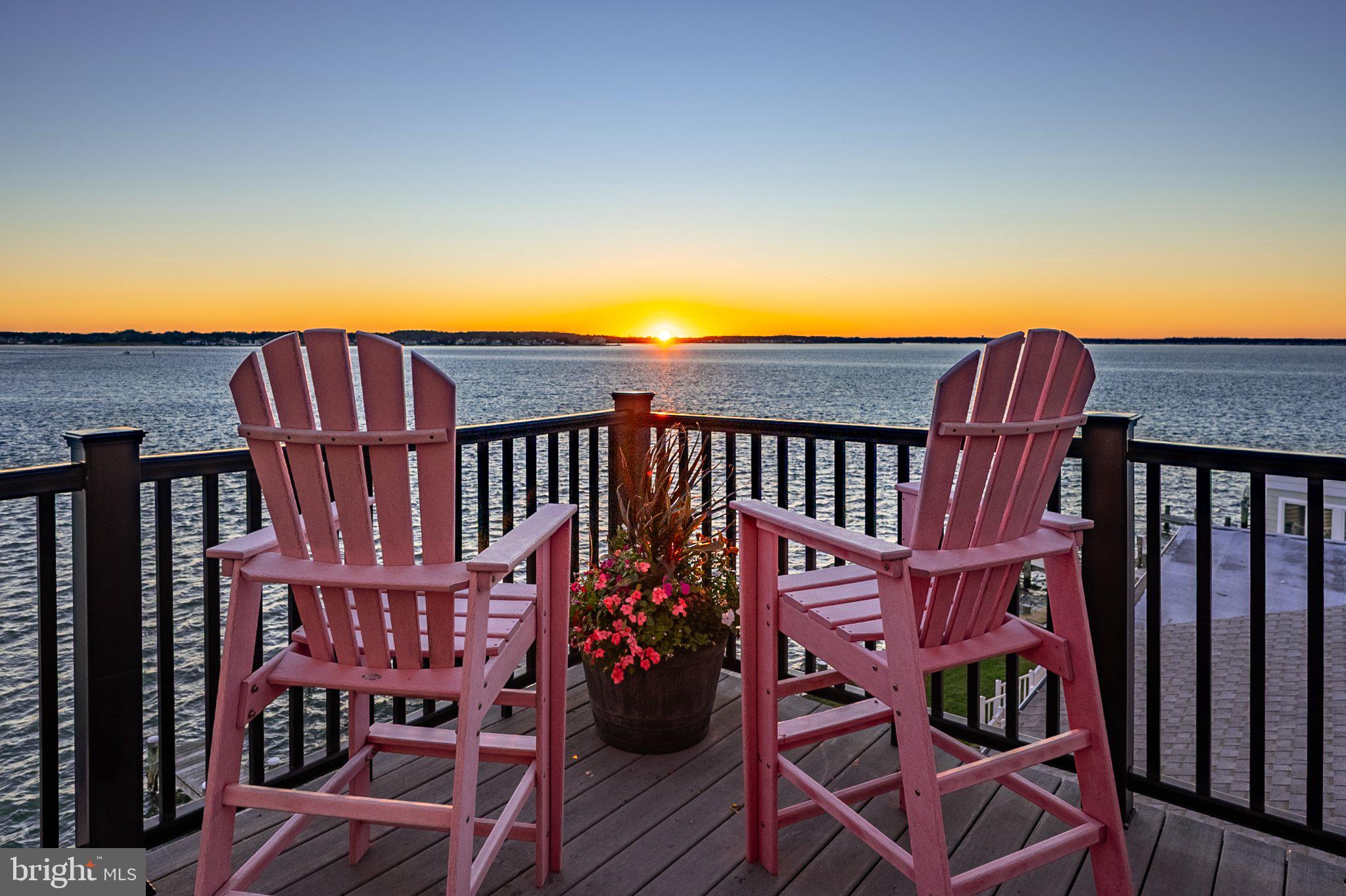 601 BAYSHORE DRIVE 16