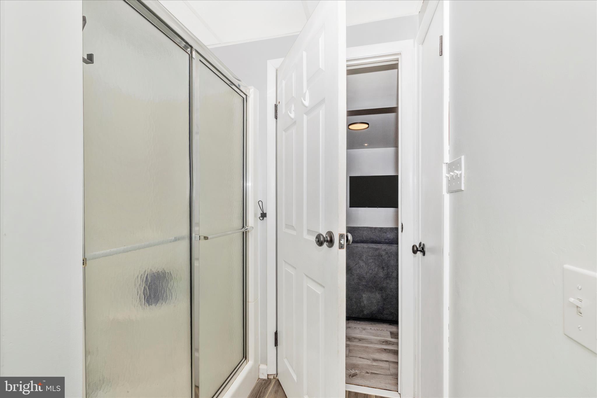 BOWERCREST - Residential