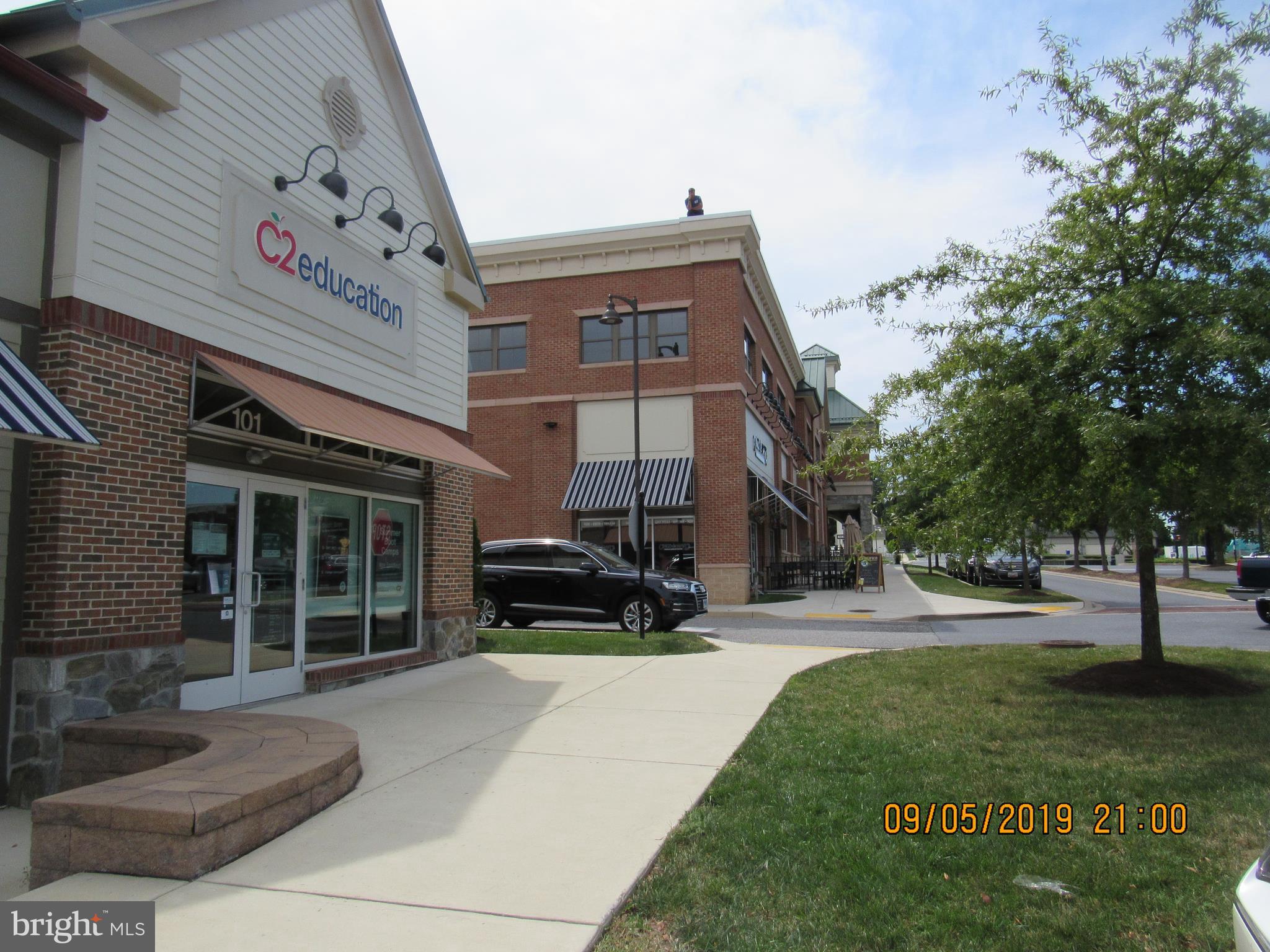 VILLAGES OF URBANA - Residential Lease