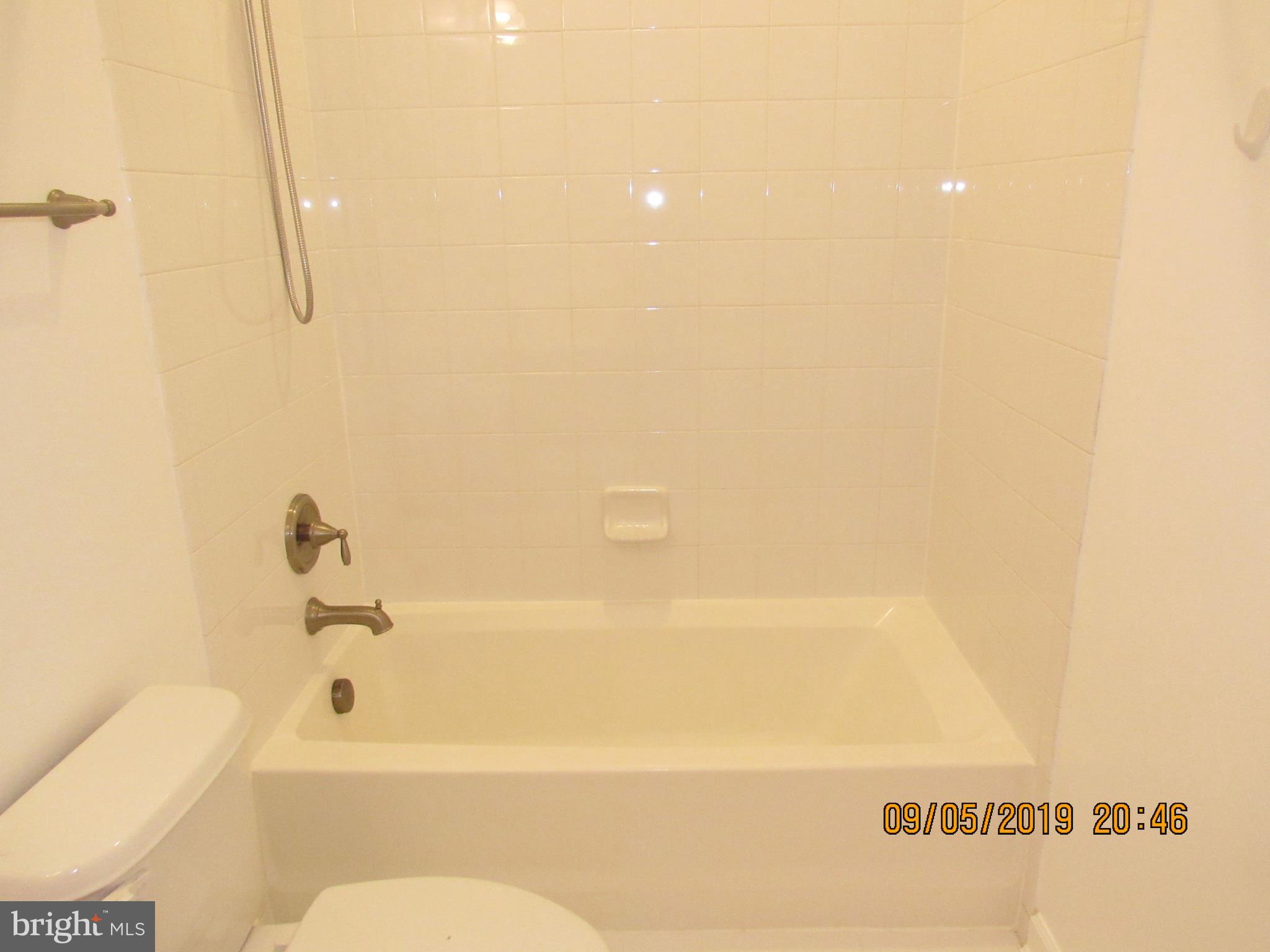 VILLAGES OF URBANA - Residential Lease