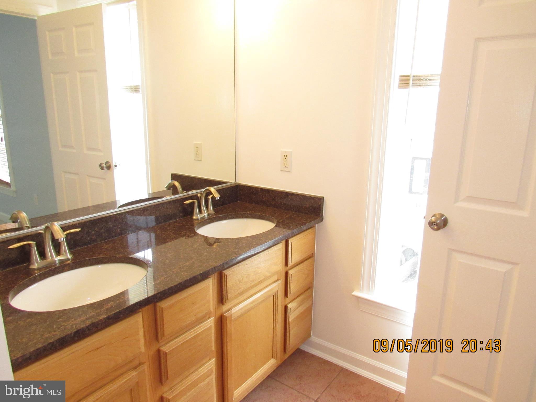 VILLAGES OF URBANA - Residential Lease