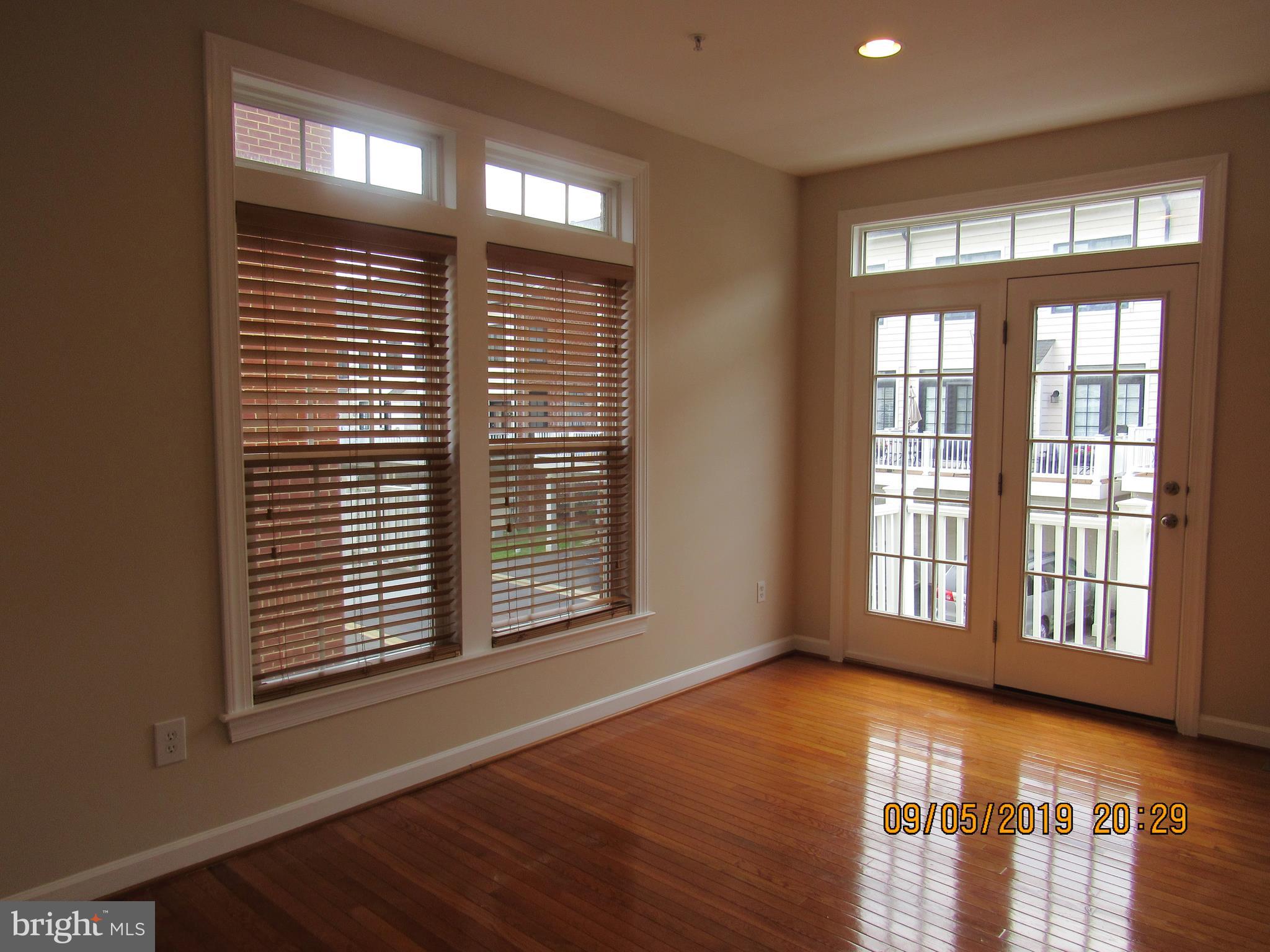 VILLAGES OF URBANA - Residential Lease