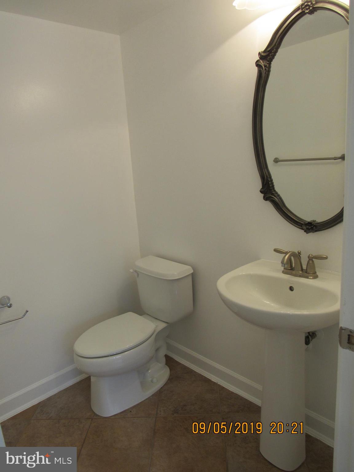 VILLAGES OF URBANA - Residential Lease