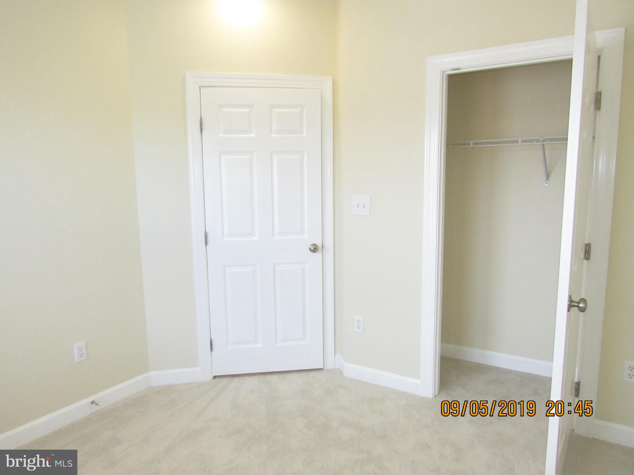 VILLAGES OF URBANA - Residential Lease