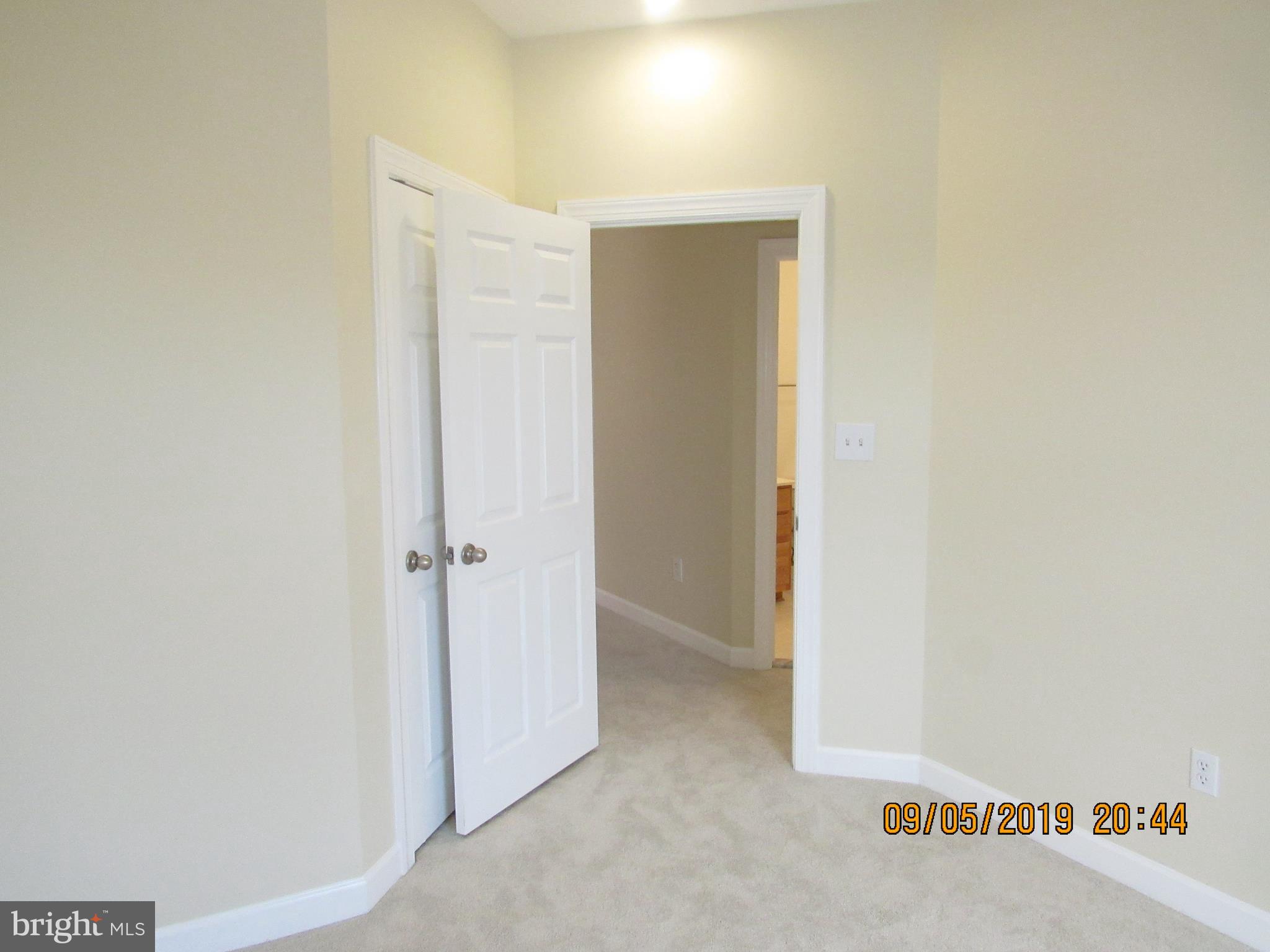 VILLAGES OF URBANA - Residential Lease