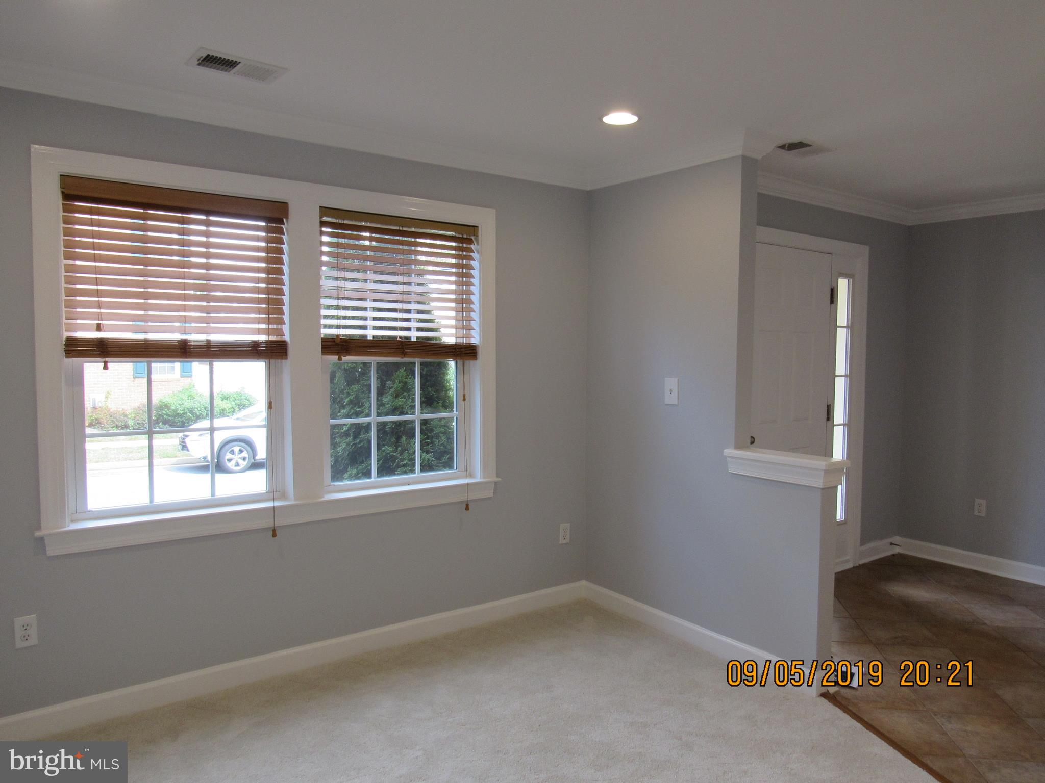 VILLAGES OF URBANA - Residential Lease