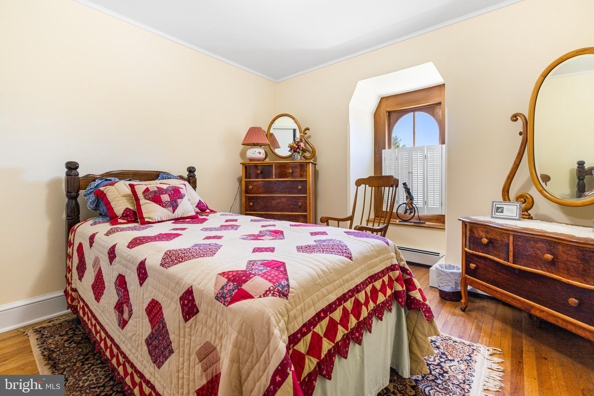 CHURCHVILLE MANOR - Residential
